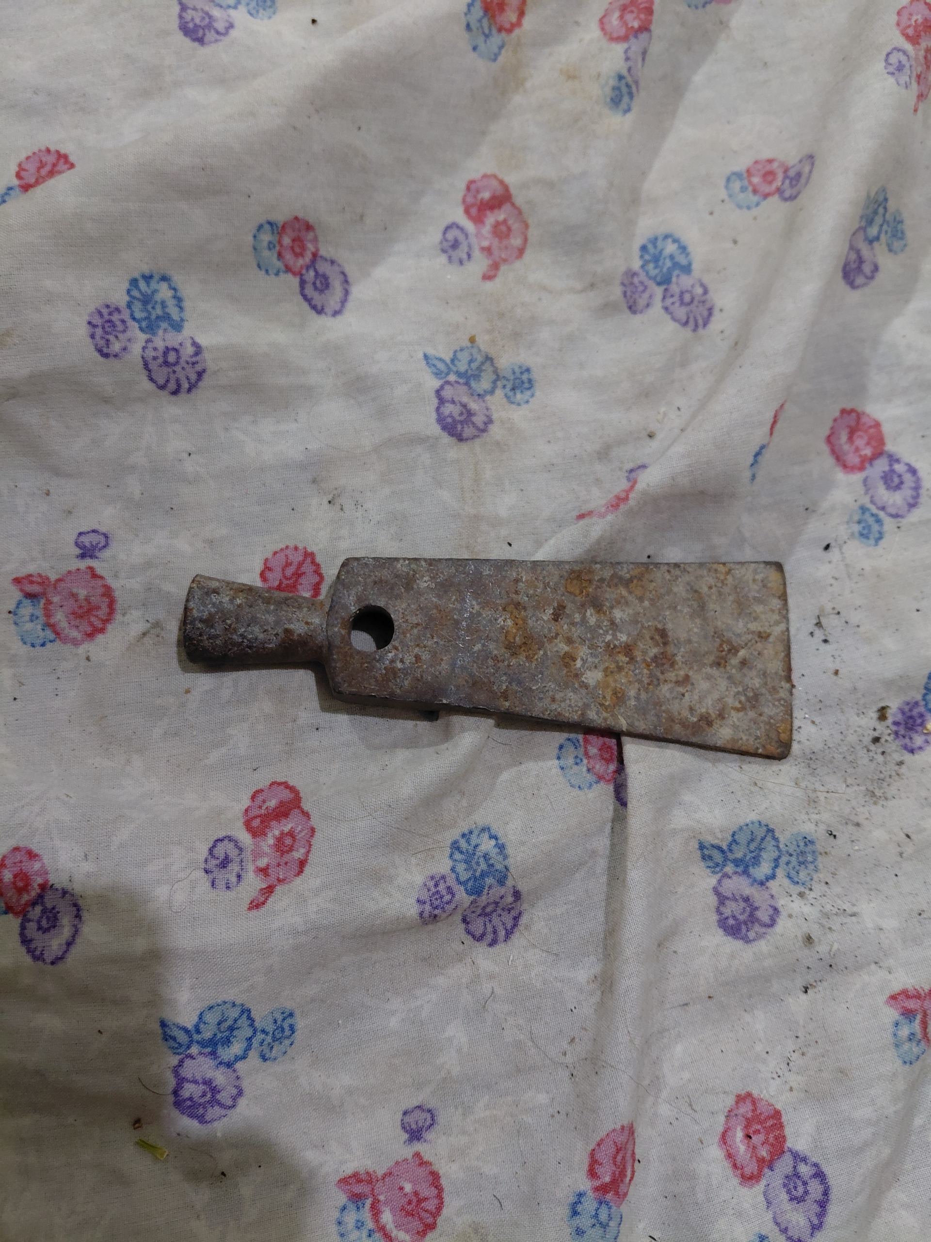 تیشه یا قندشکن قدیمی