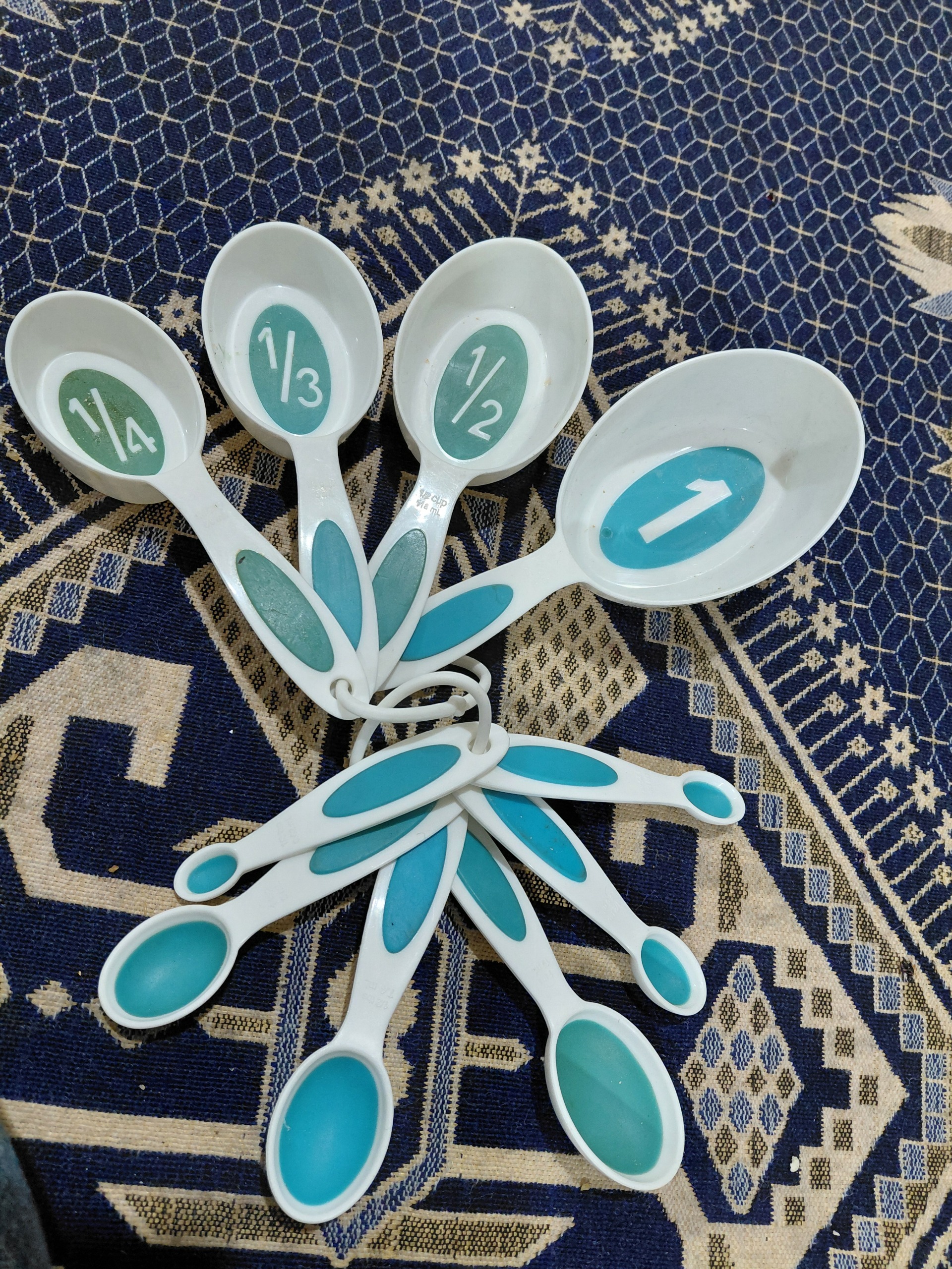 پیمانه یا قاشق اندازه گیری