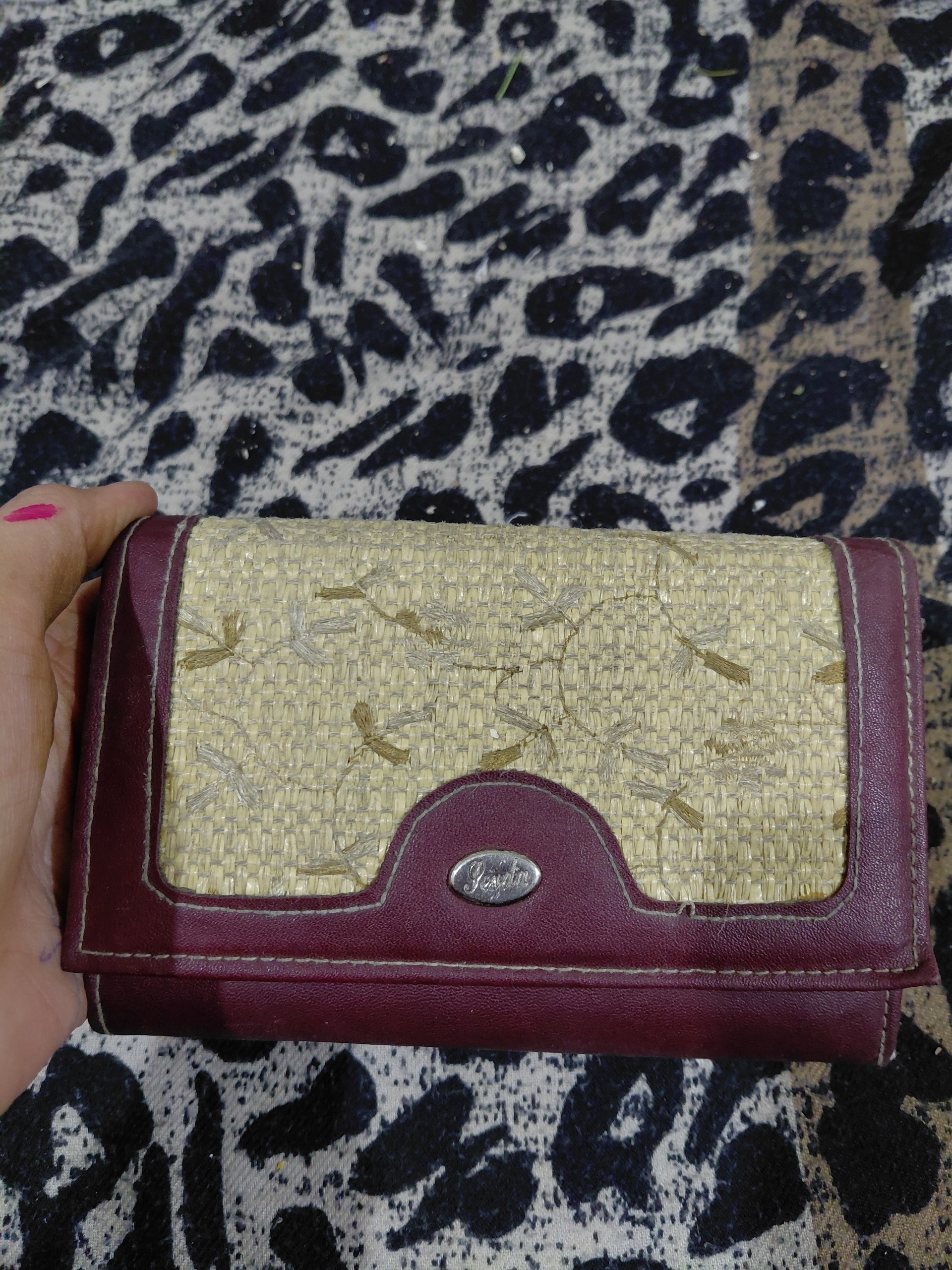 کیف پول زنانه