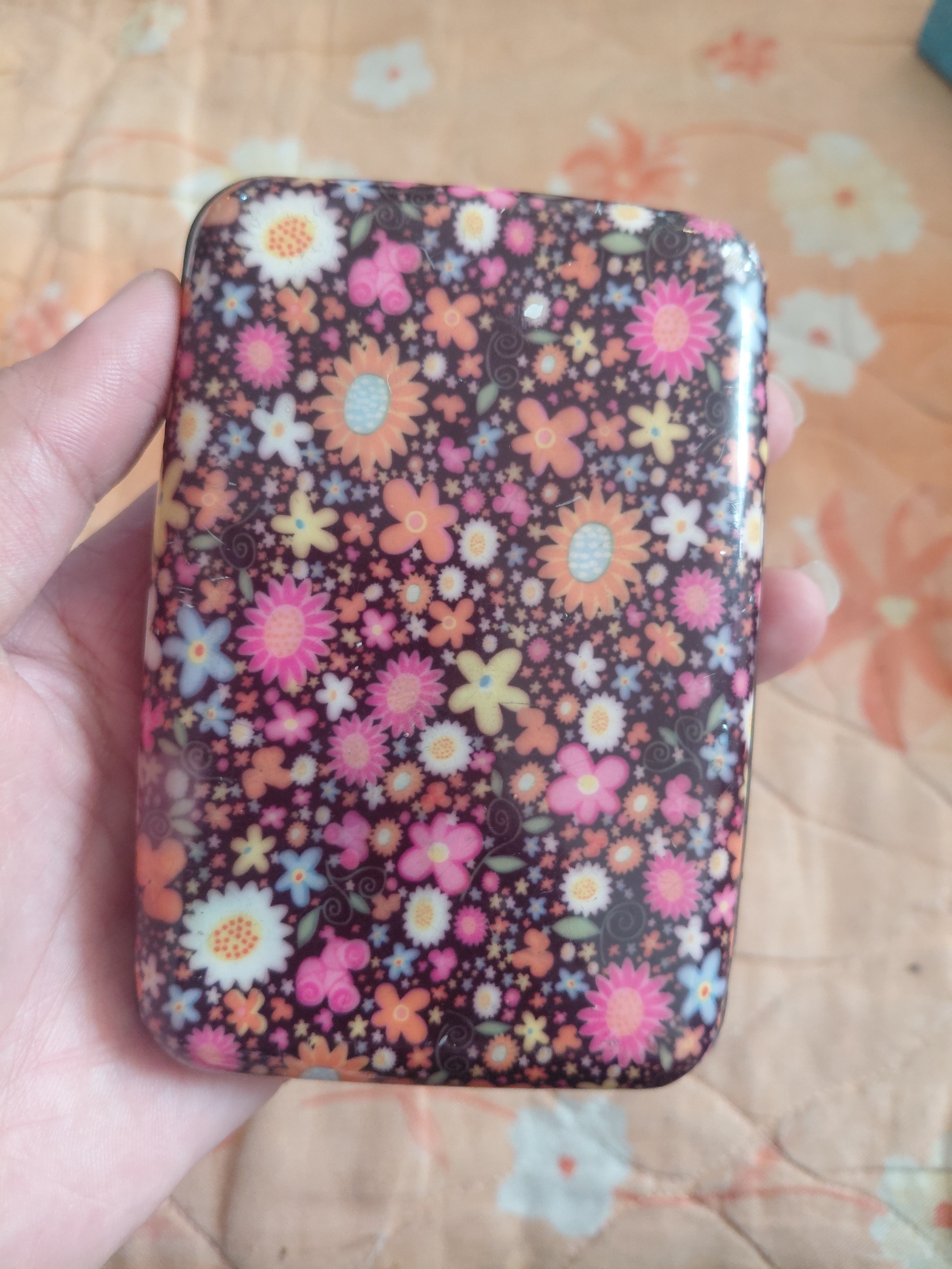 جعبه یا قوطی زیبا