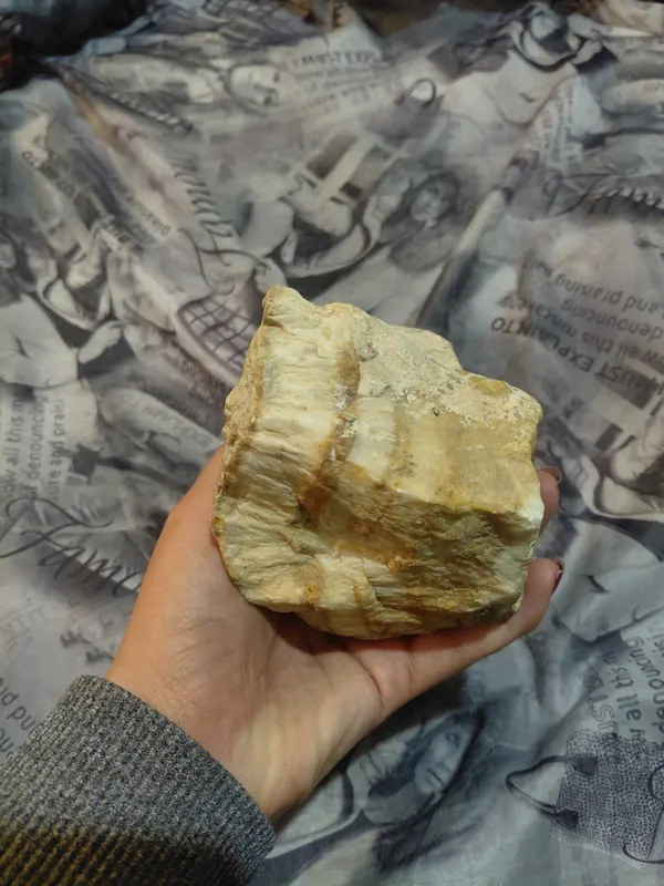 سنگ مطابق عکس
