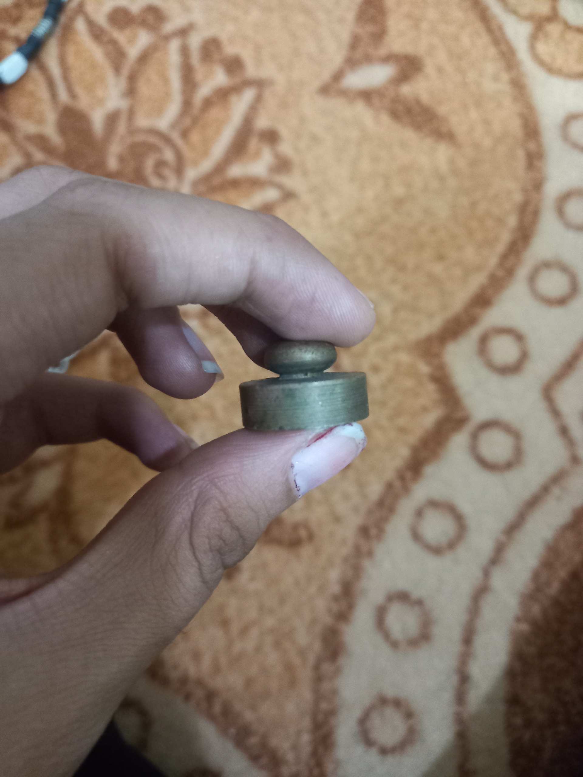 وزنه 20 گرمی قدیمی کمیاب برنز