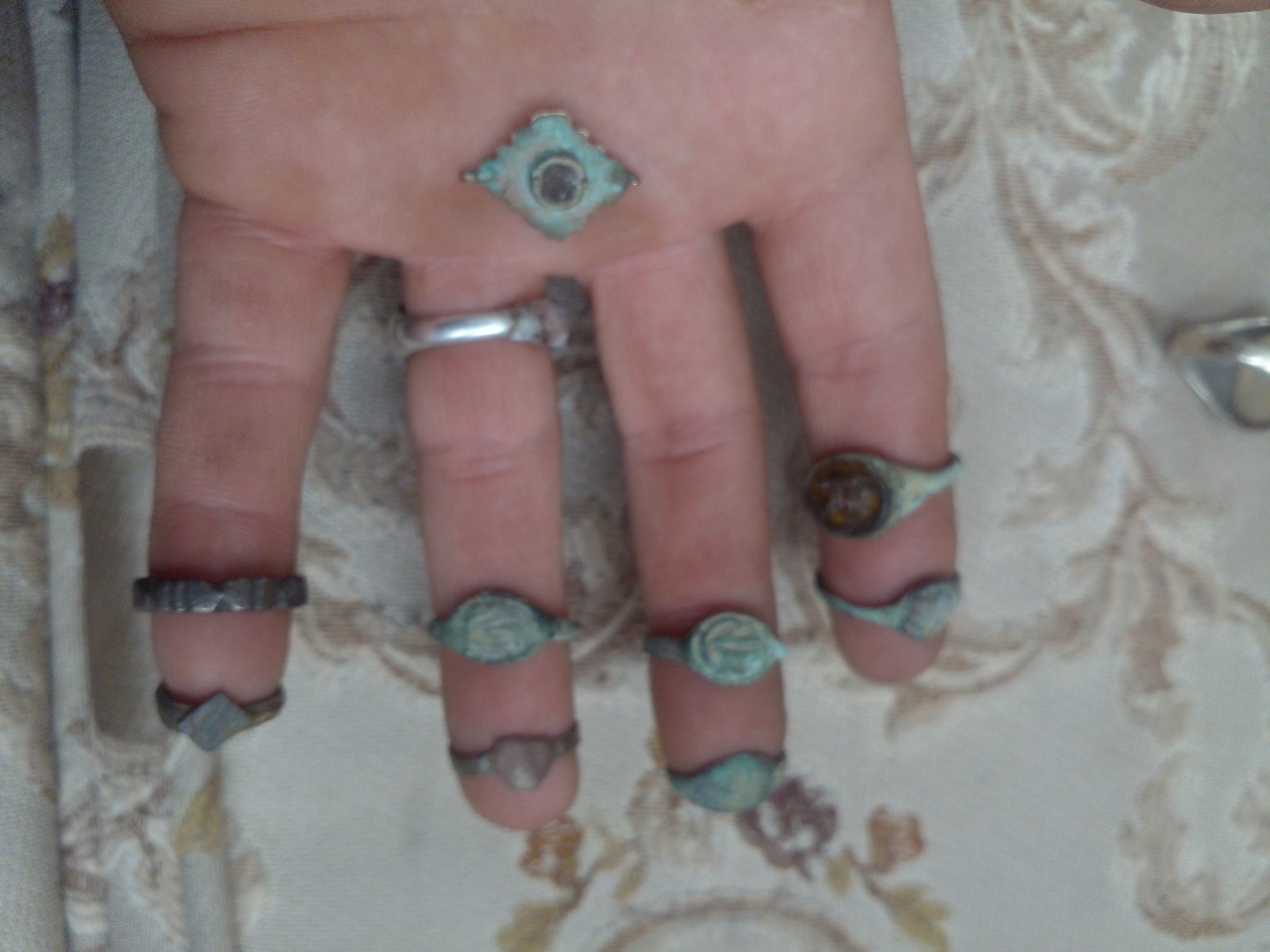 کل مجموعه انتیک فقط 1 م