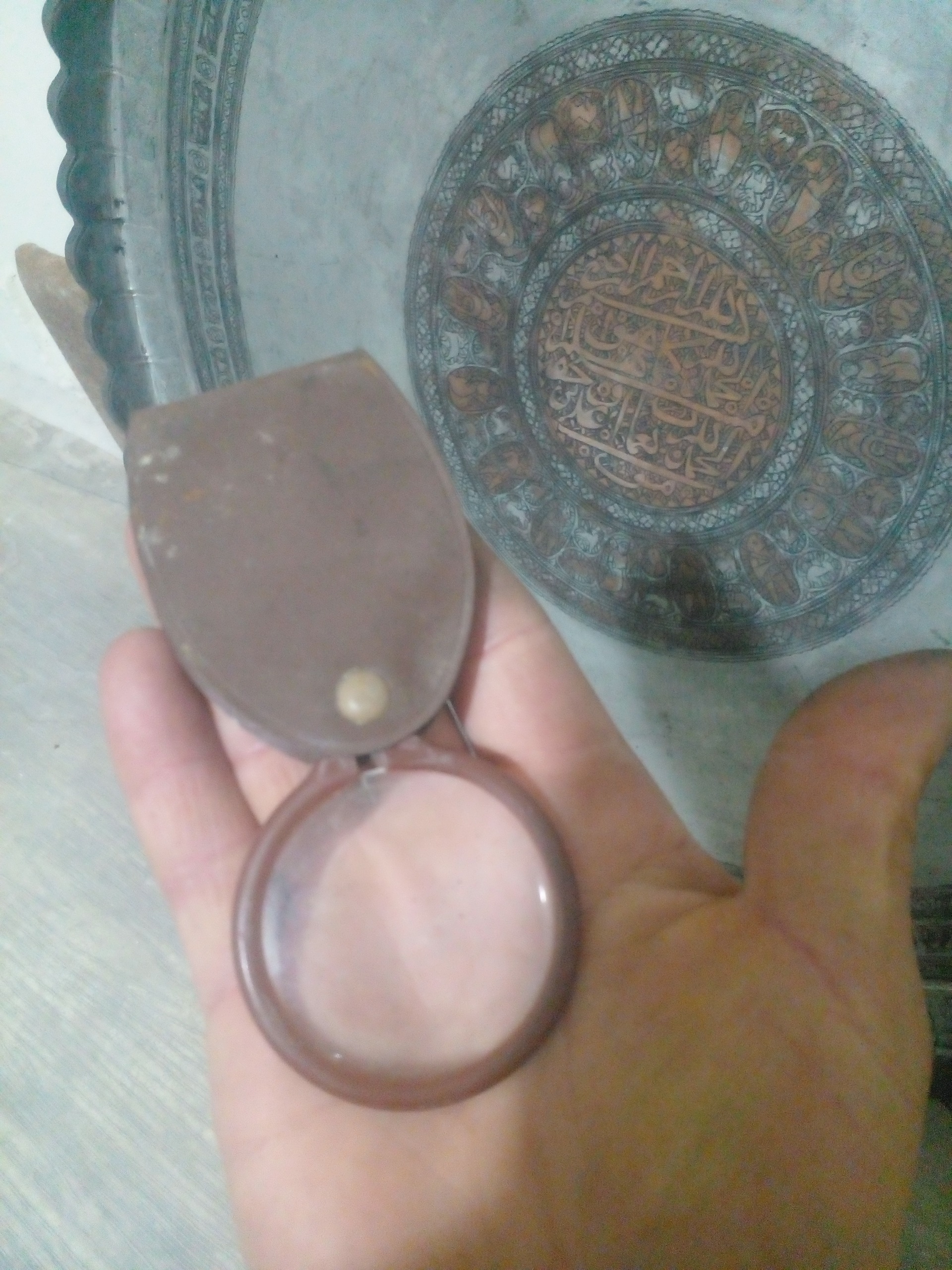 ذره بین جیبی تاشو