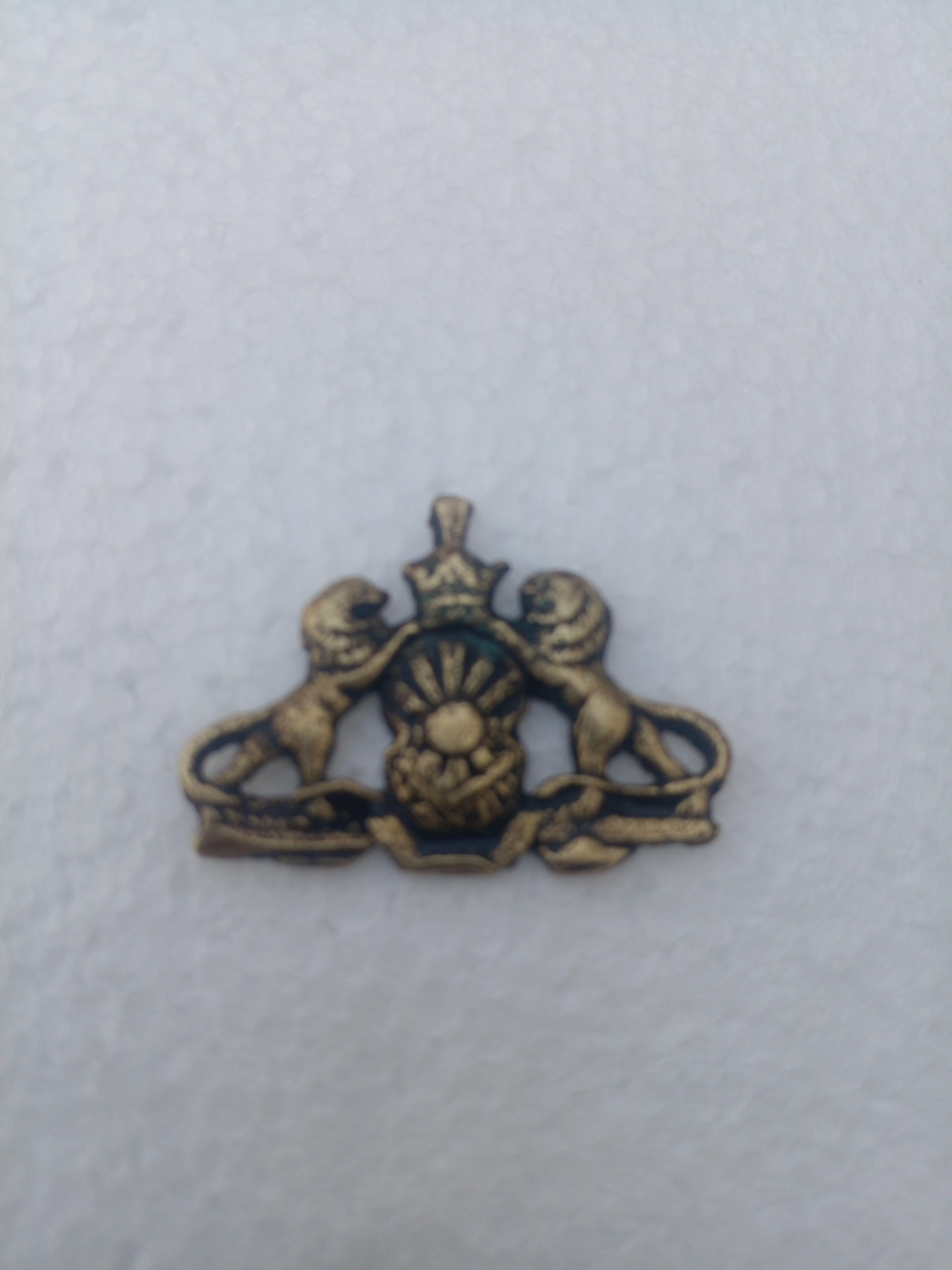 ارم شیر خورشید و تاج سایز کوچک