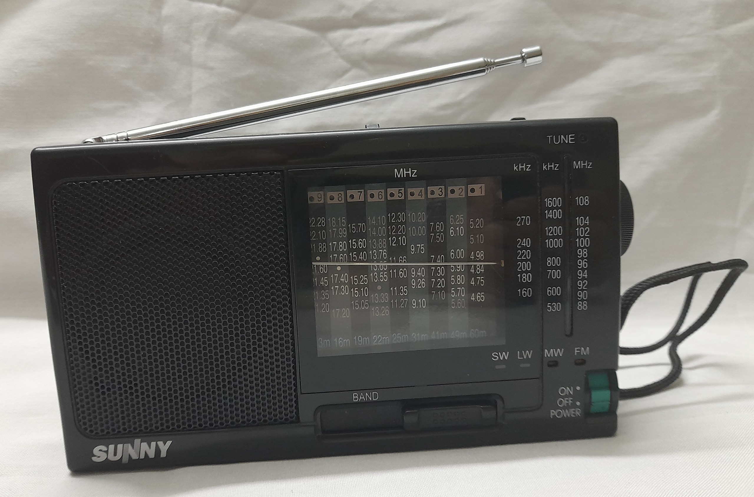 رادیو جیبی قدیمی