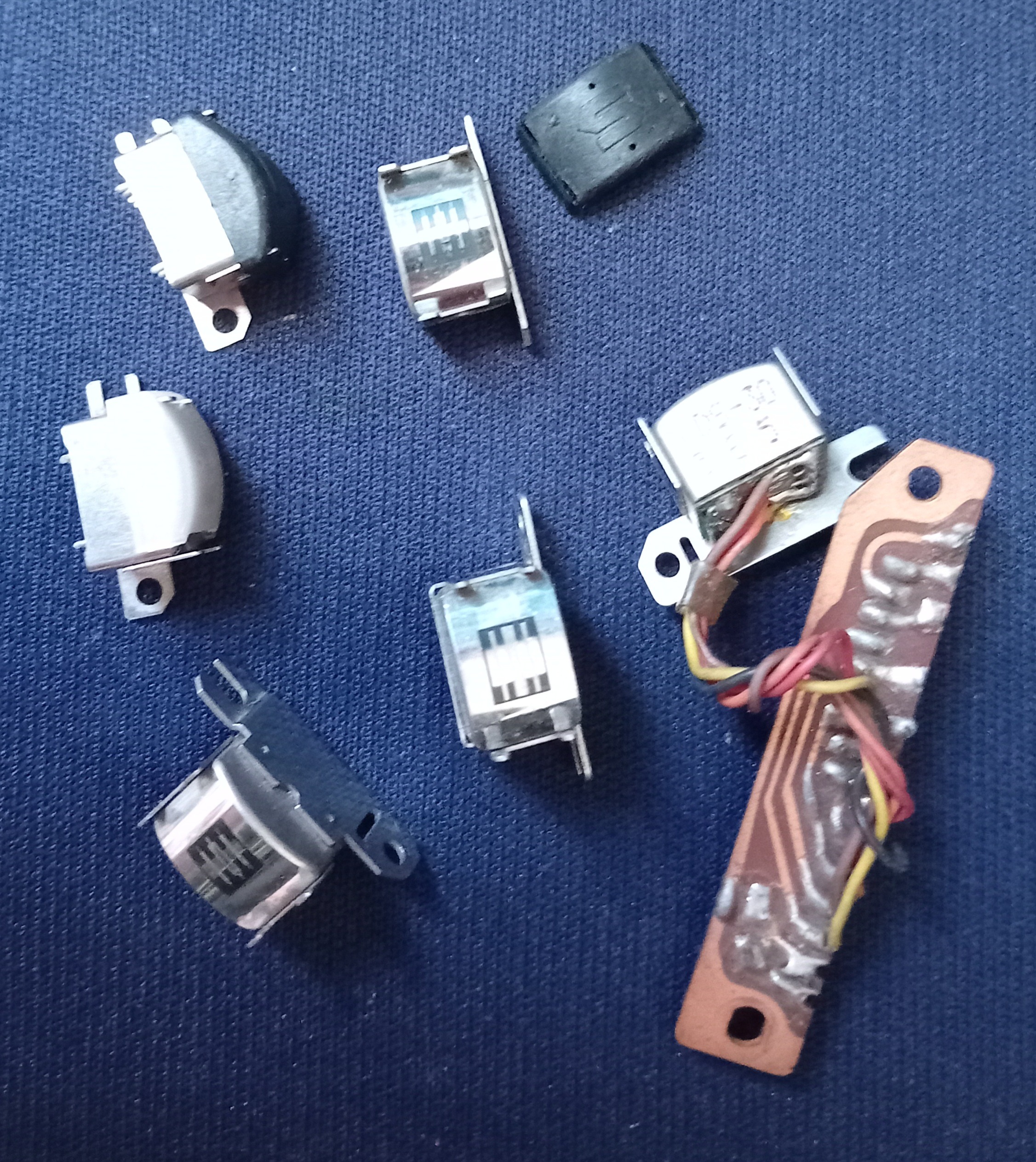 6 عدد هد دو لبه