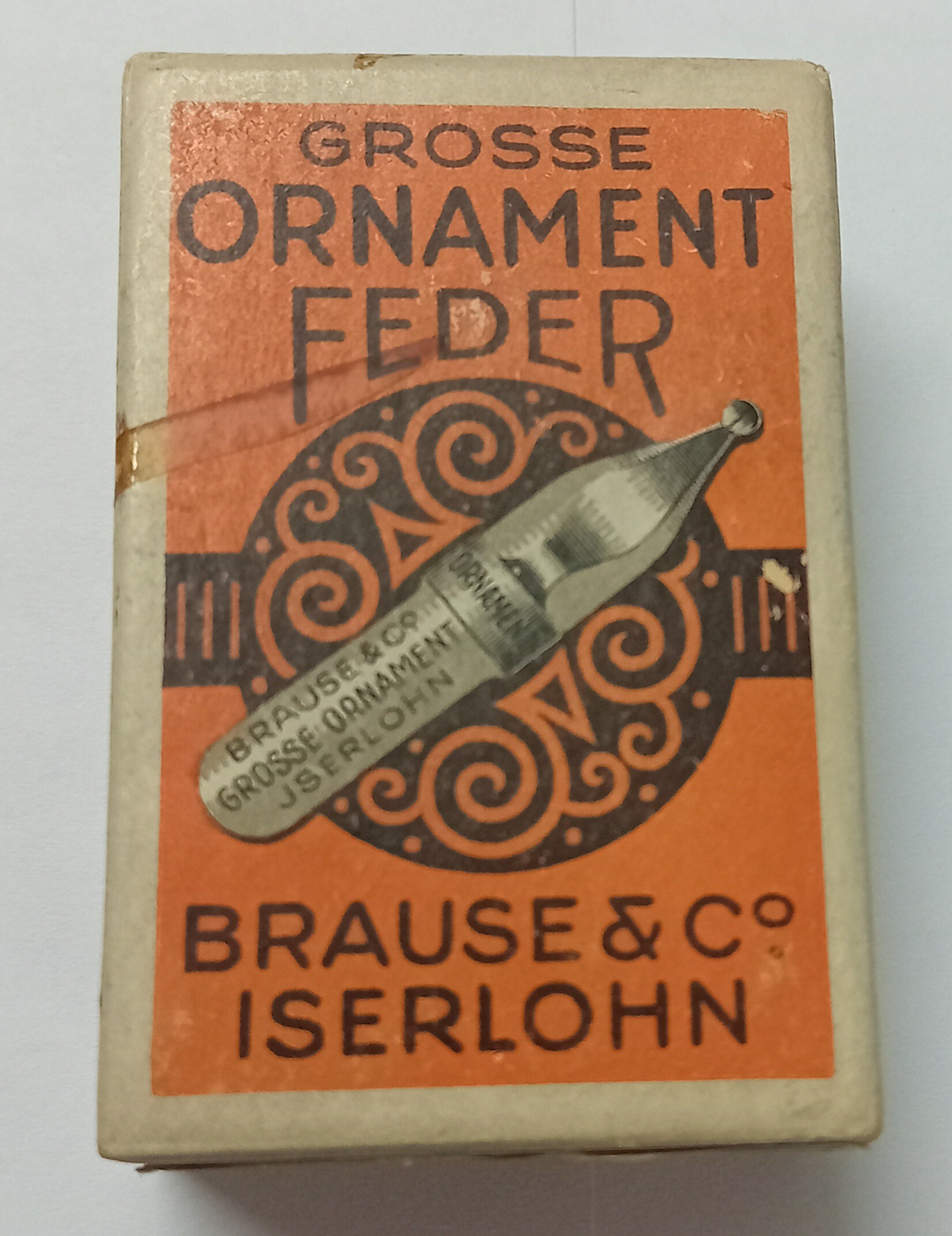 سر قلم و نوک خودنویس