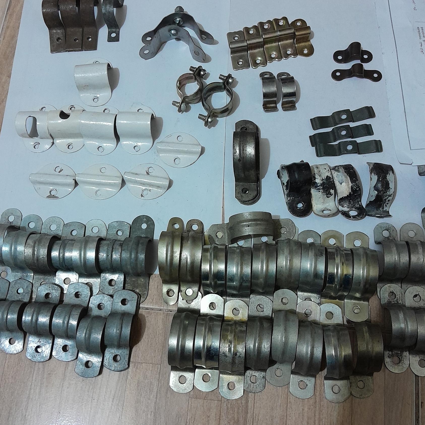 بست لوله های آب و گاز سایز مختلف