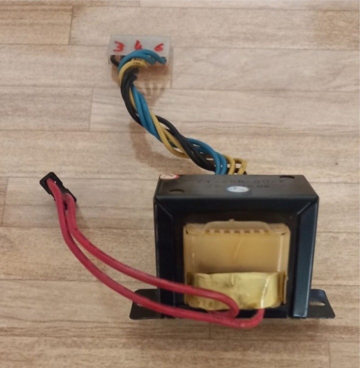 ترانس خارجی 220 با 3 خروجی