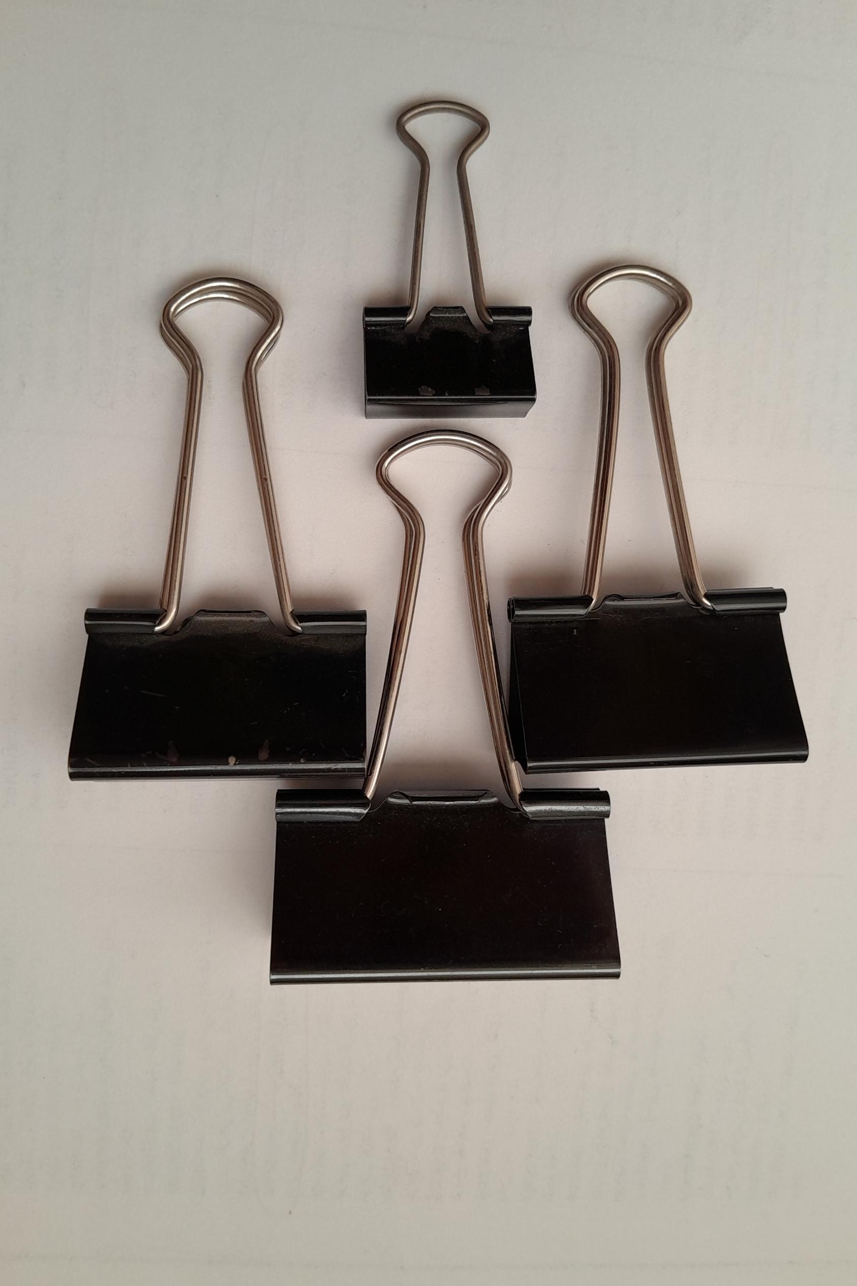 گیره کاغذ بزرگ قدیمی