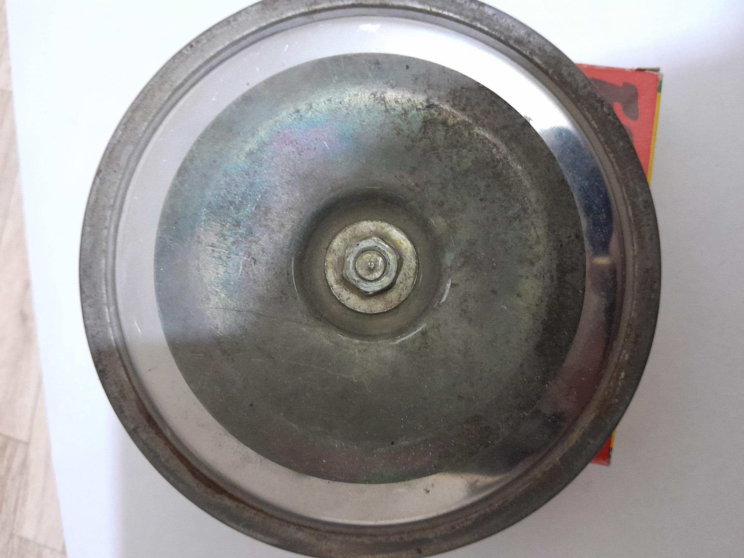 بوق خودرو سواری قدیمی