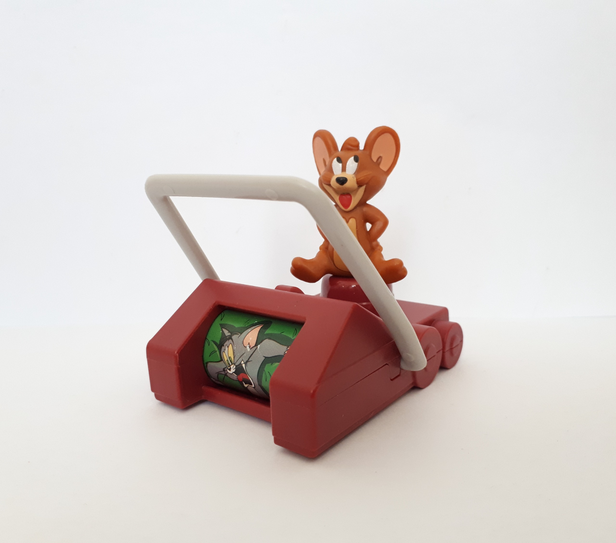 اکشن فیگور جری و ماشین چمن زن