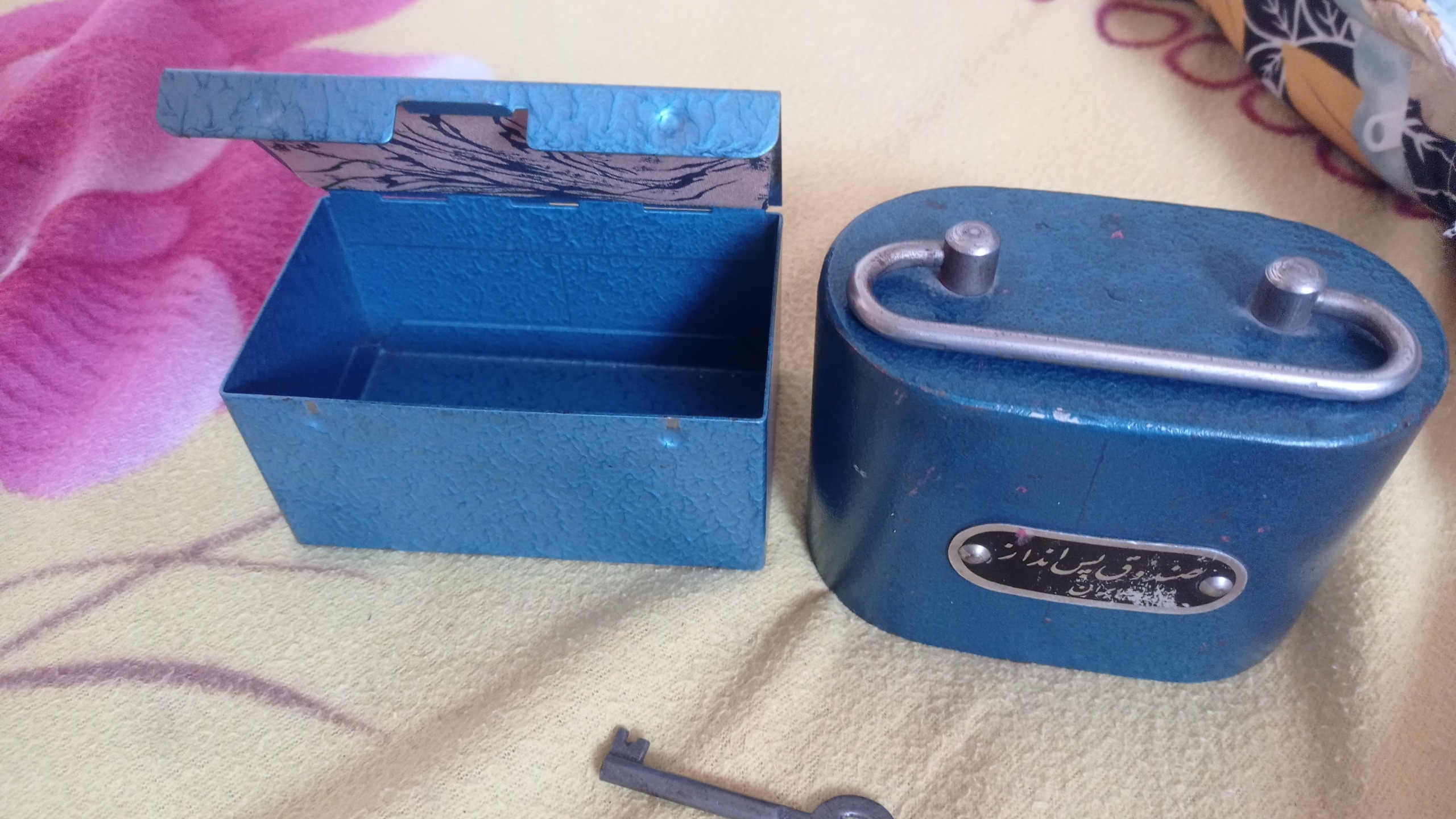 قلک بانک ملی و صندوقچه