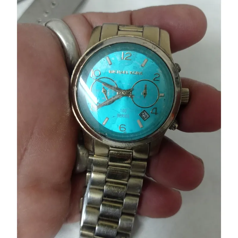 ساعت مایکل کوروس