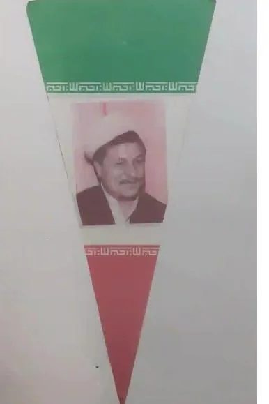 5 عدد پرچم کاغذی دهه فجر در 3 مدل مختلف