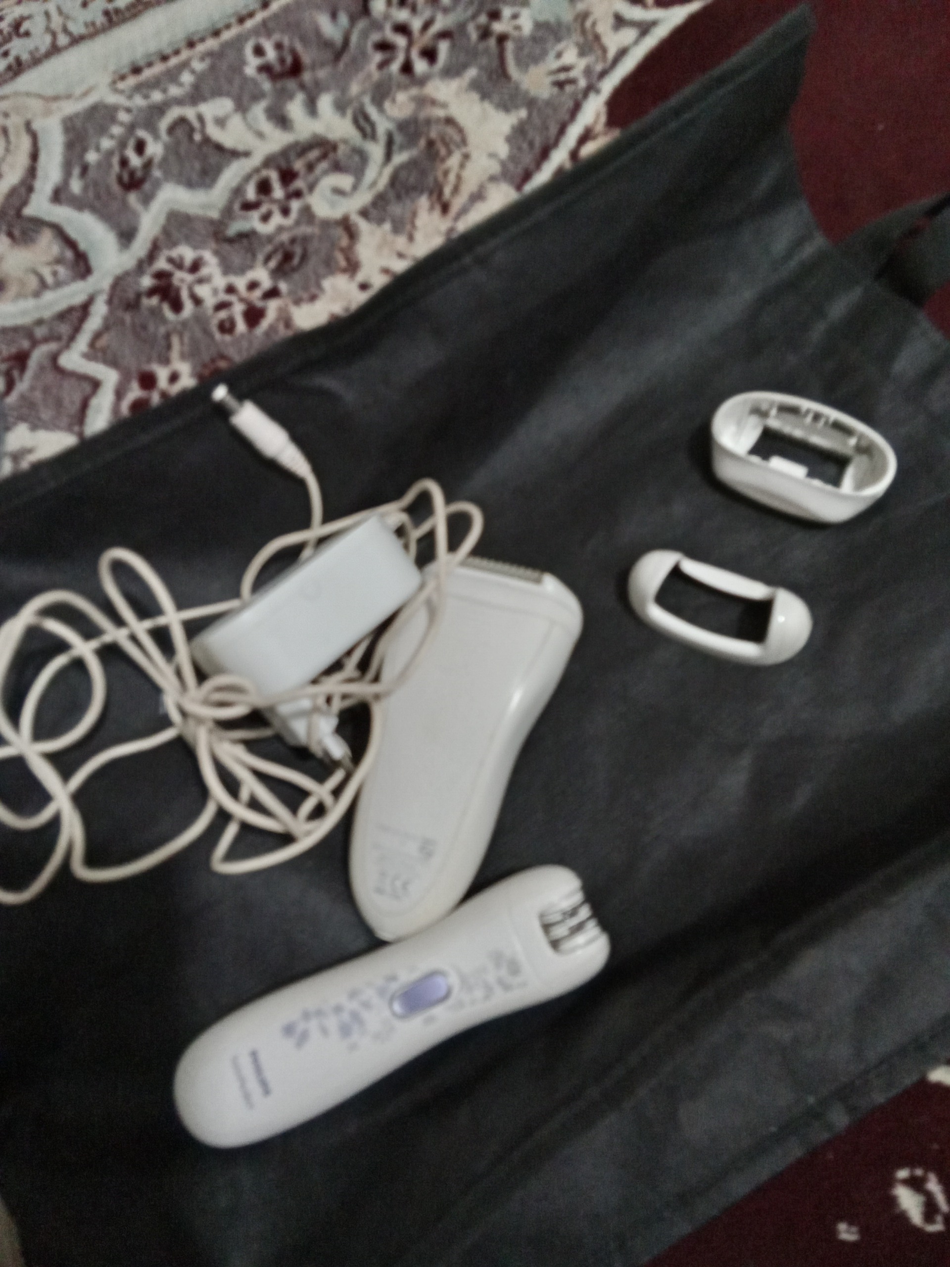 ماشین اصلاح اپلیدی دو قلو شارژی فلیپس