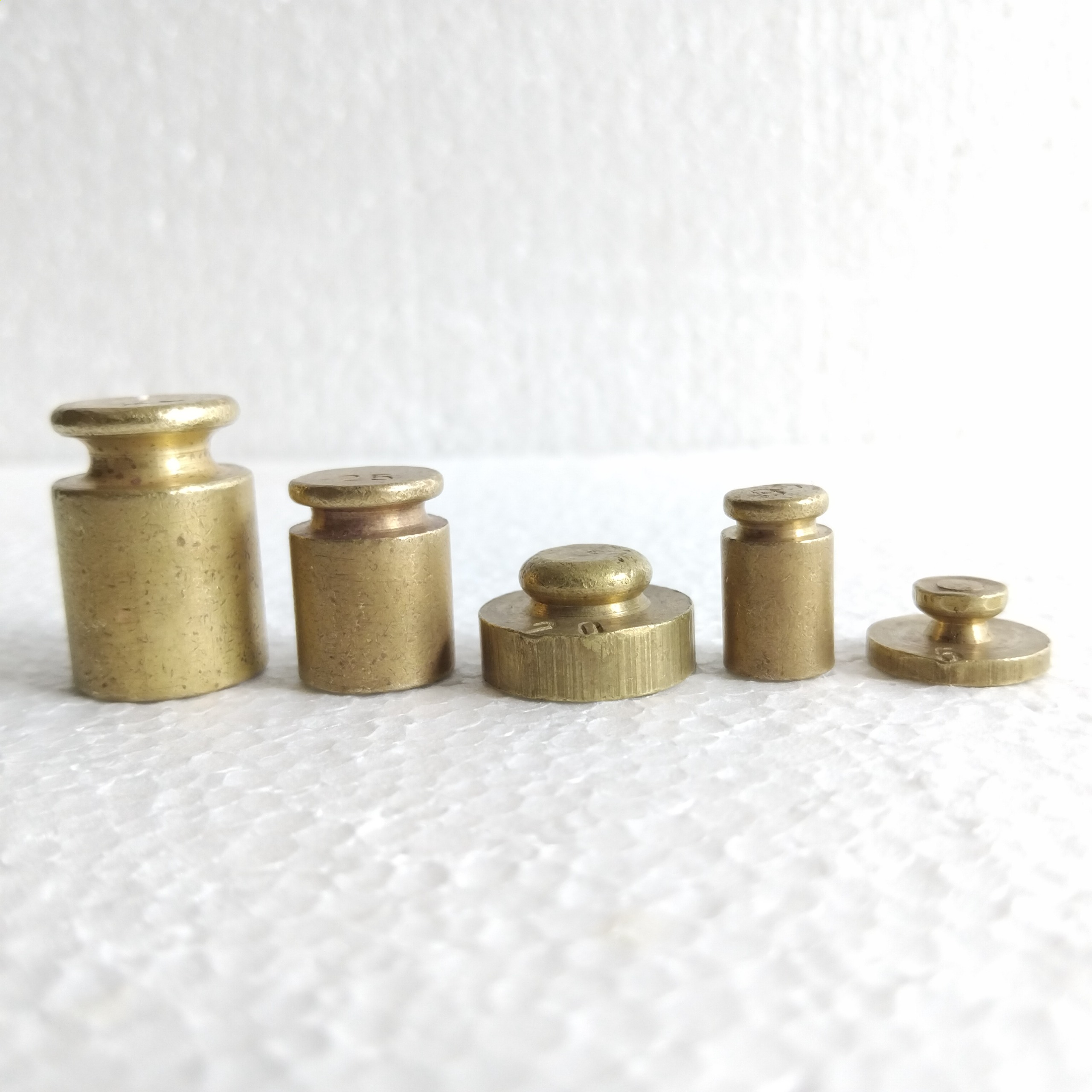 پک 5 عددی وزنه ترازو قدیمی برنجی