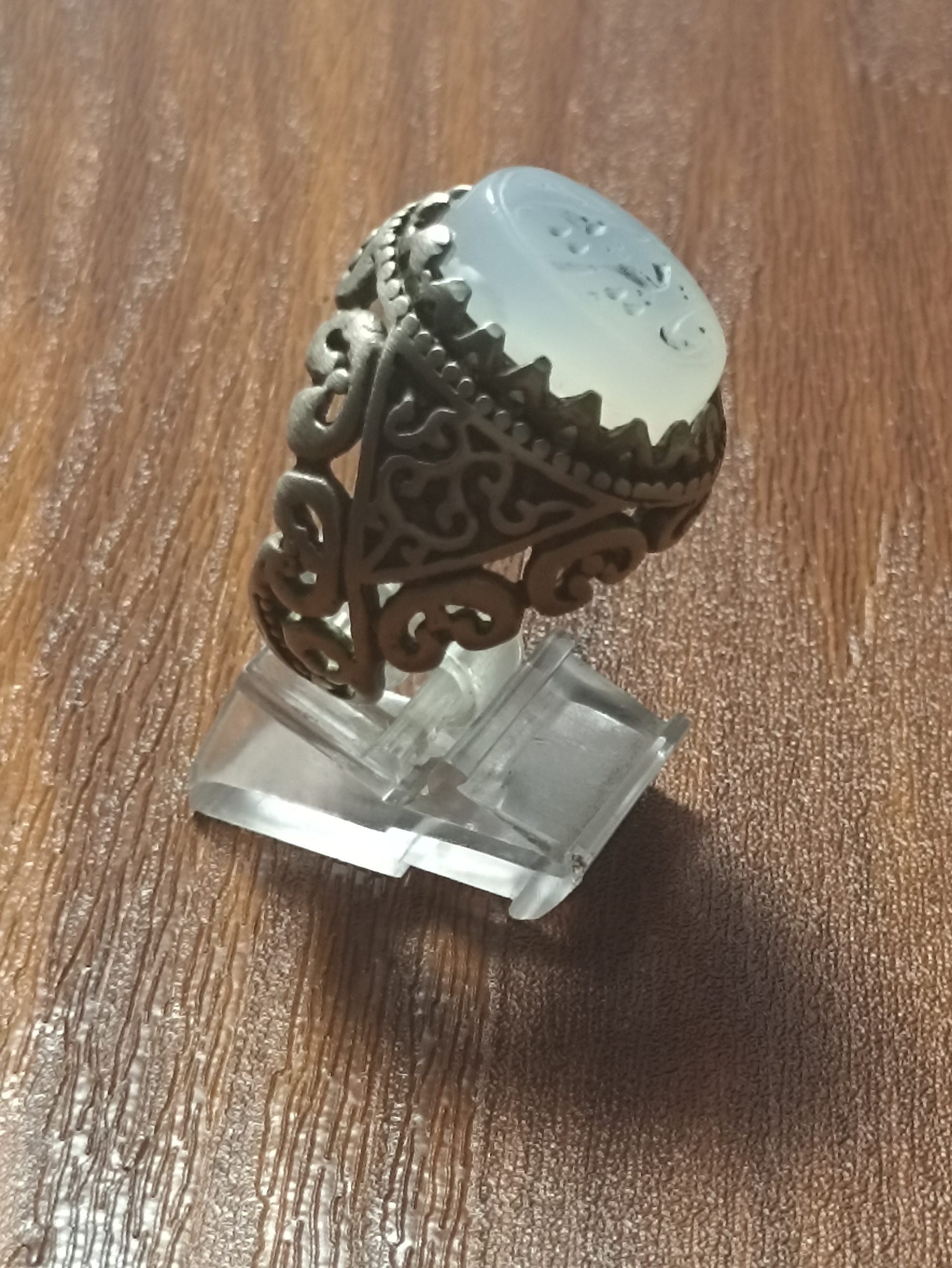 انگشتر فاخر سندلوس معدنی با ذکر یاکریم