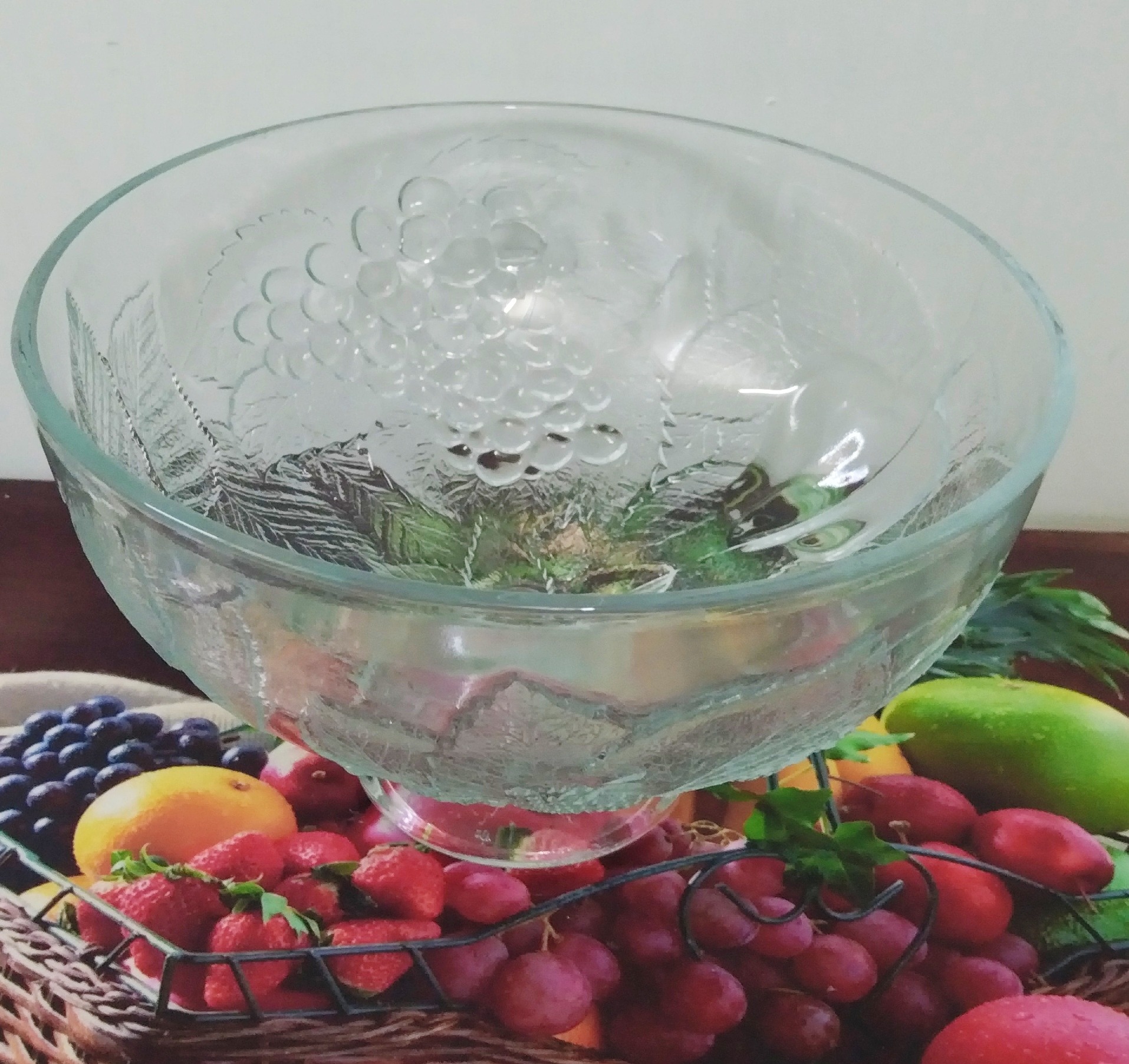 میوه خوری گل بر جسته
