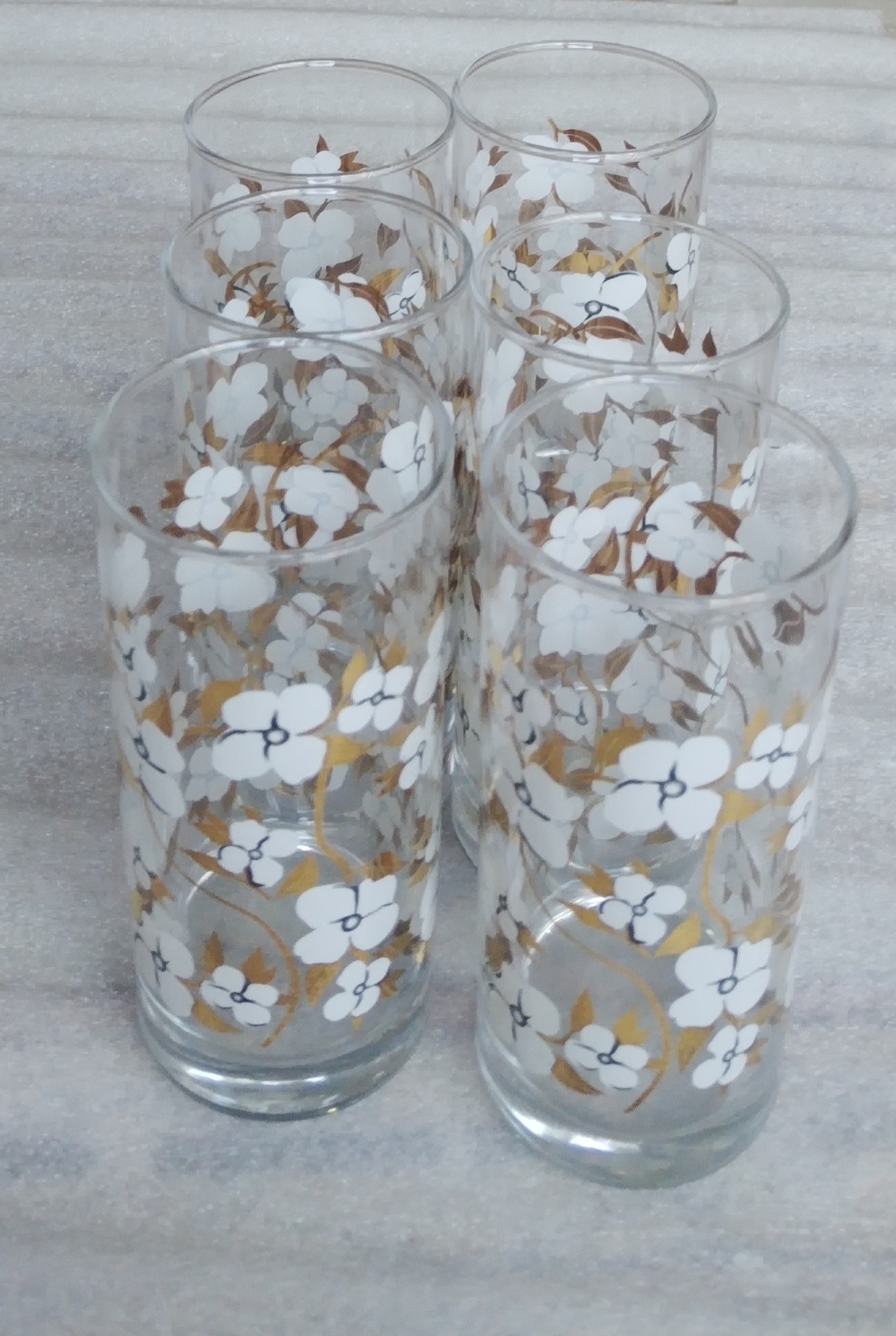 لیوان قدیمی زیبا