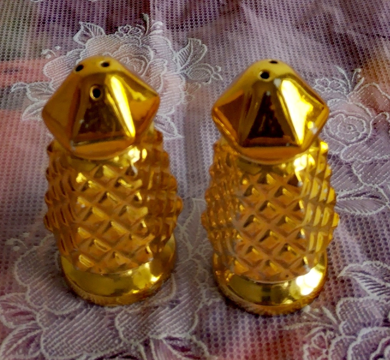 نمکدان ژاپنی طلایی