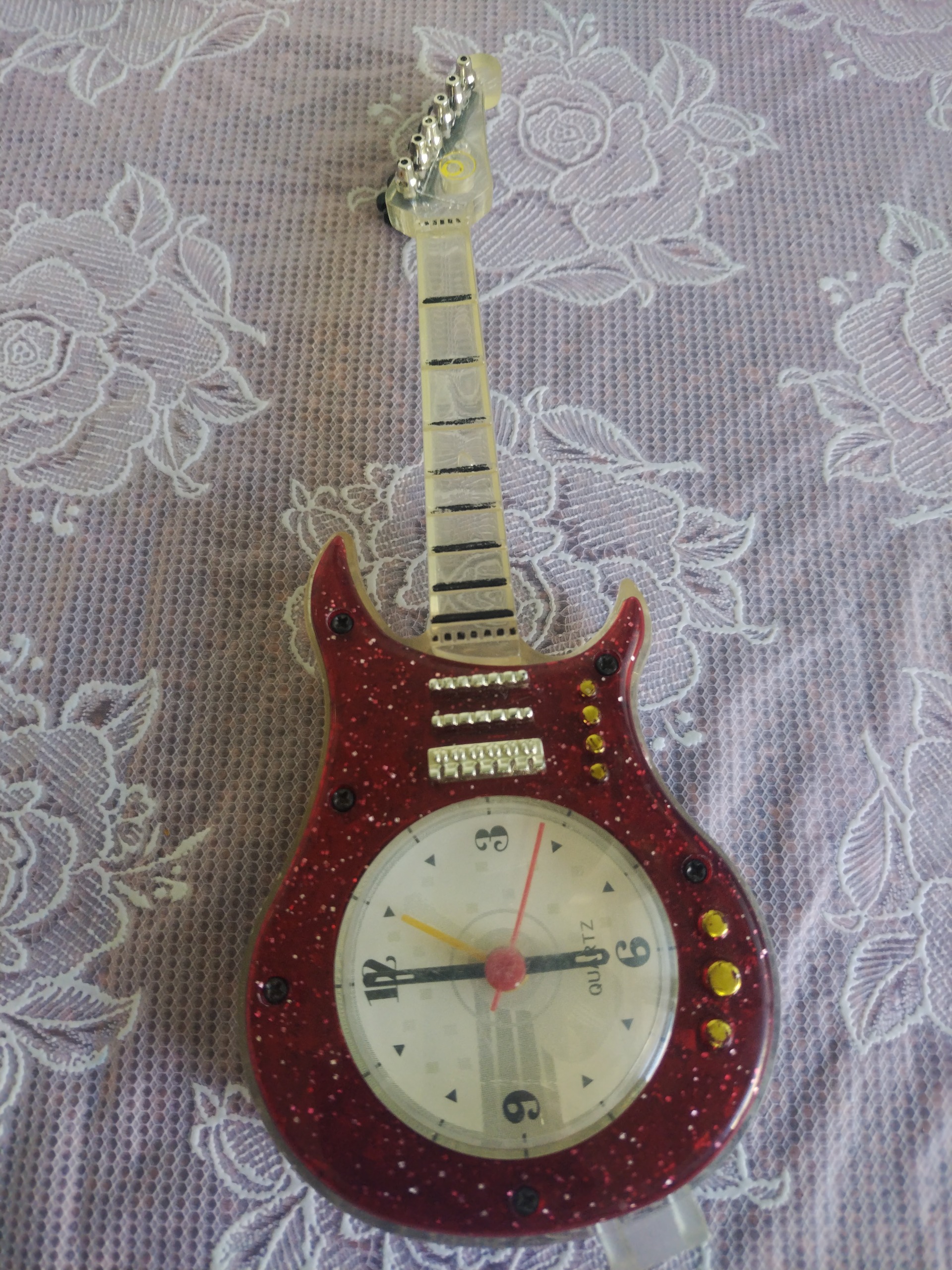 دکوری گیتار اکرلیک