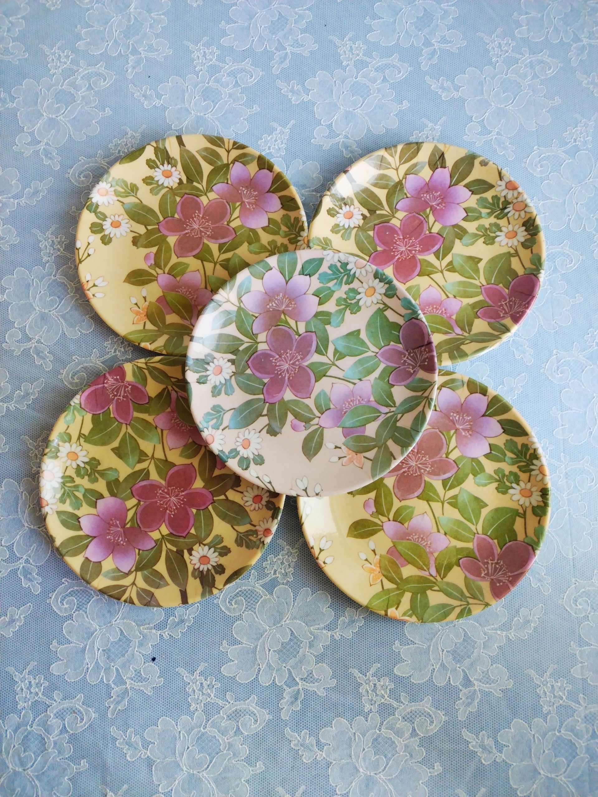 پیشدستی ملامین قدیمی