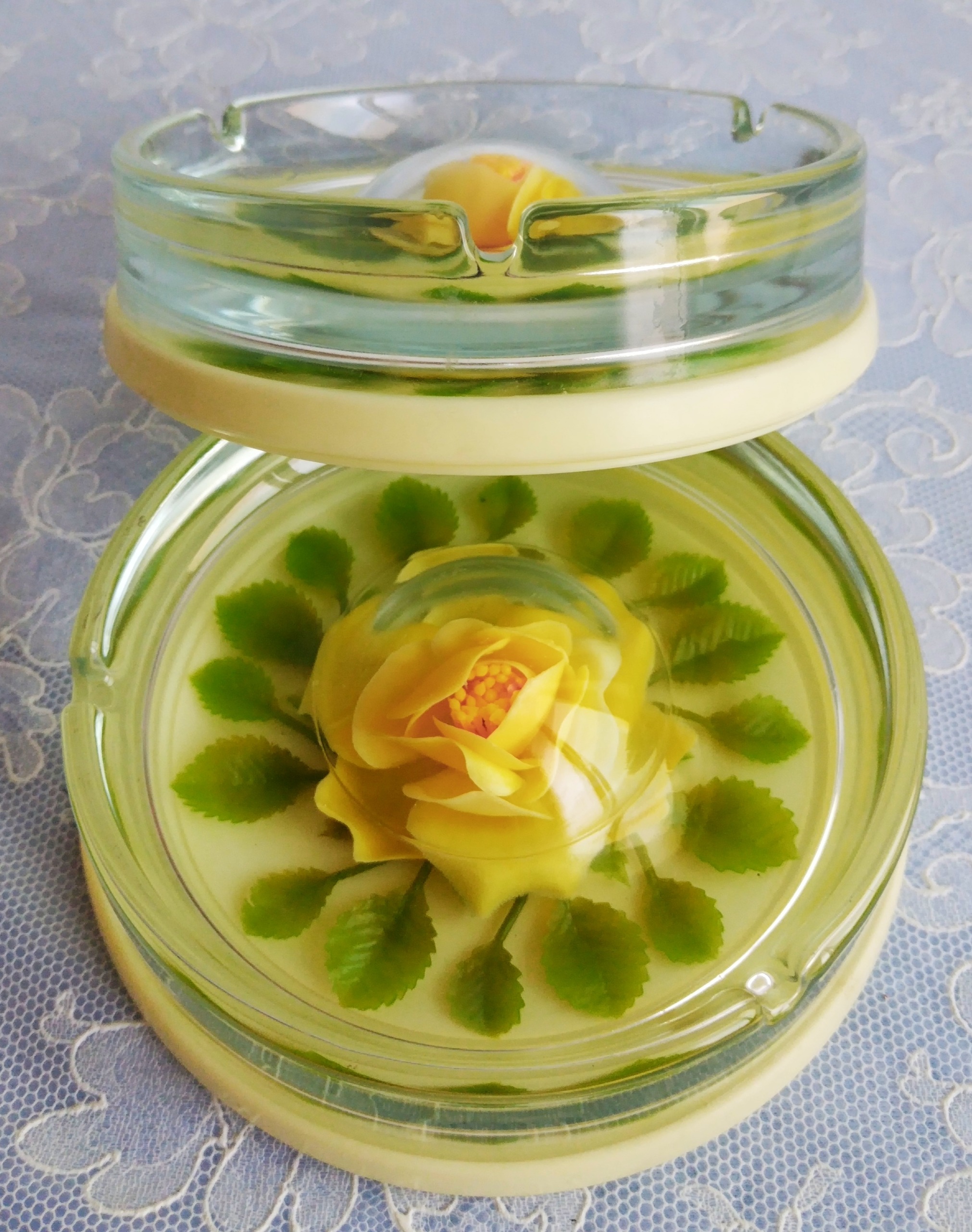 زیر سیگاری قدیمی ژاپنی