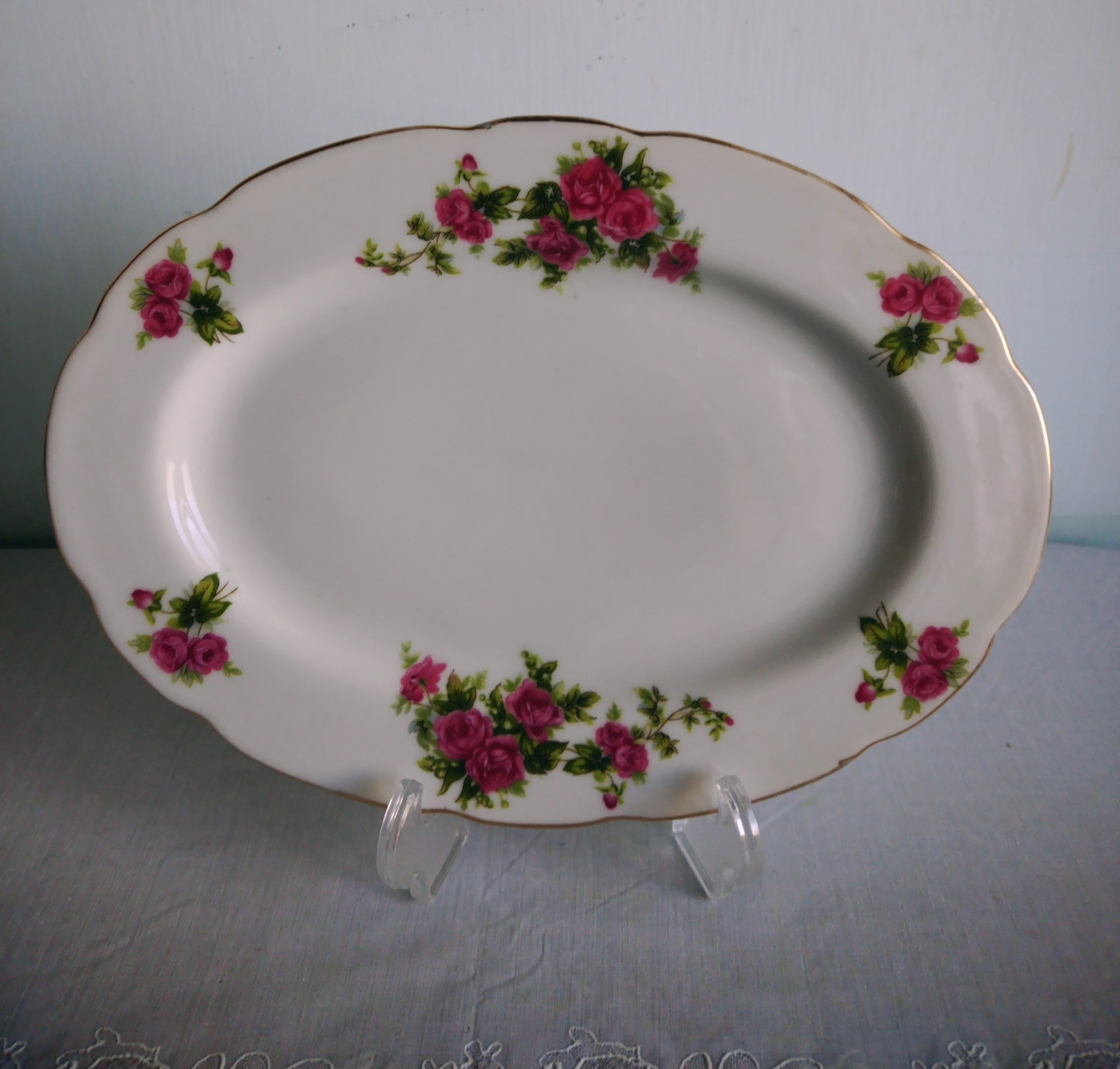 دیس قدیمی گلسرخی