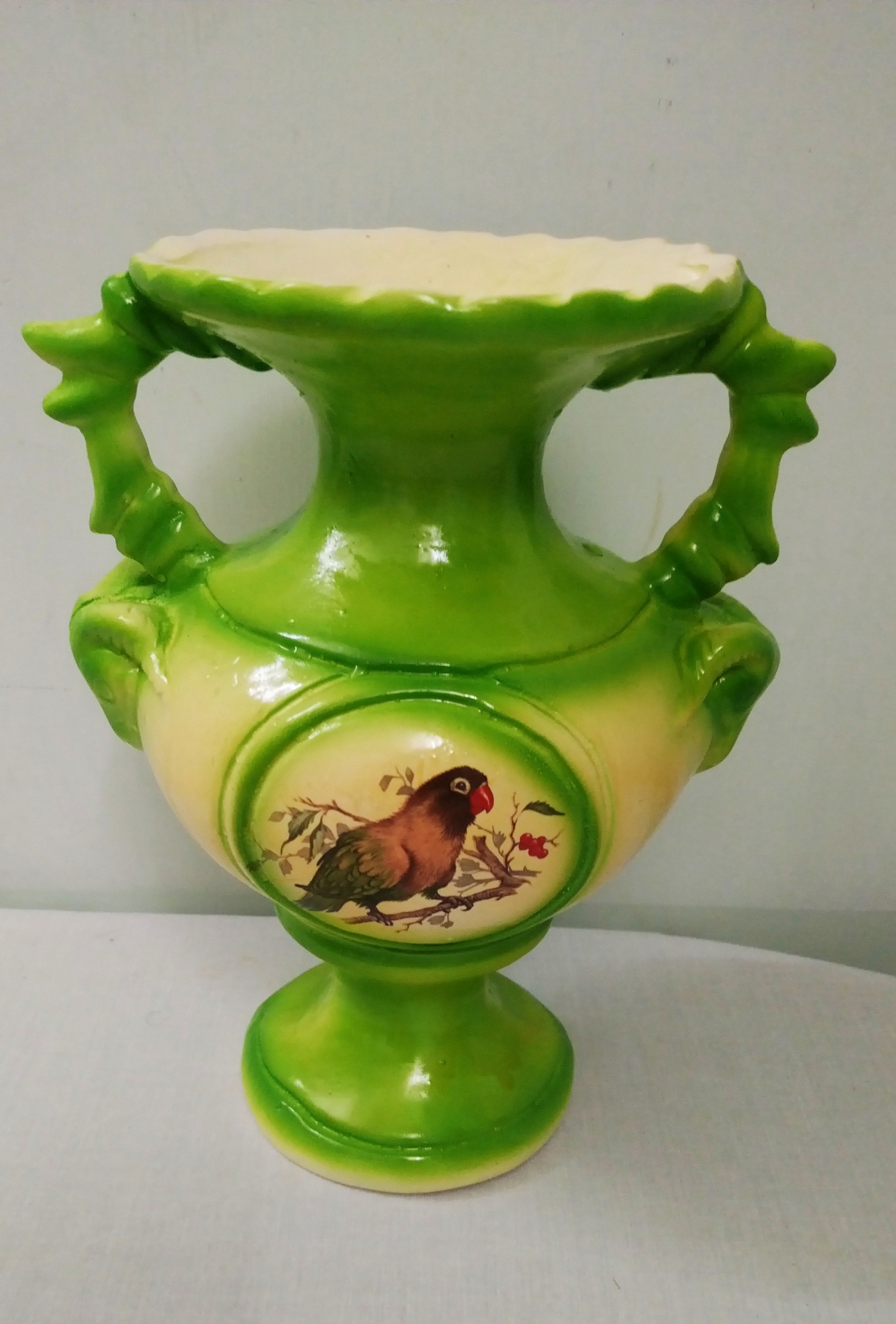 گلدان قدیمی سرامیکی