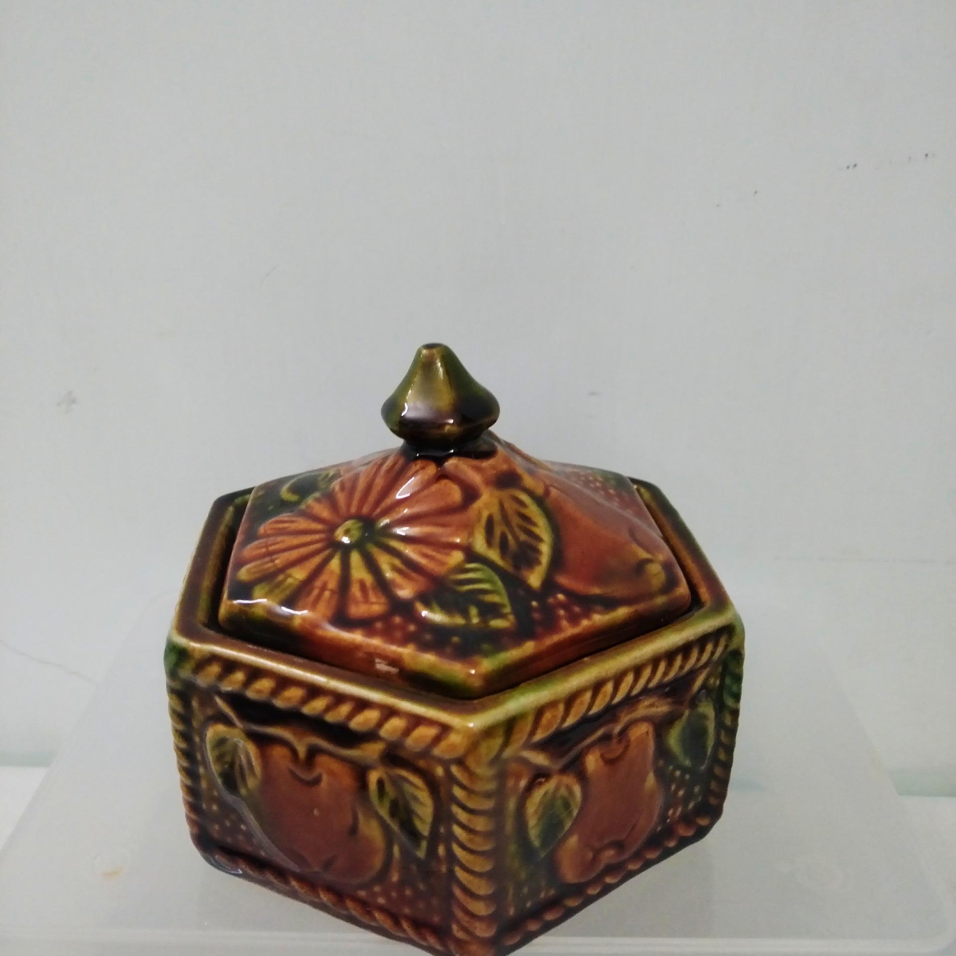 شکلات خوری قدیمی