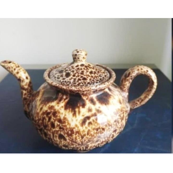 قوری قدیمی پلنگی