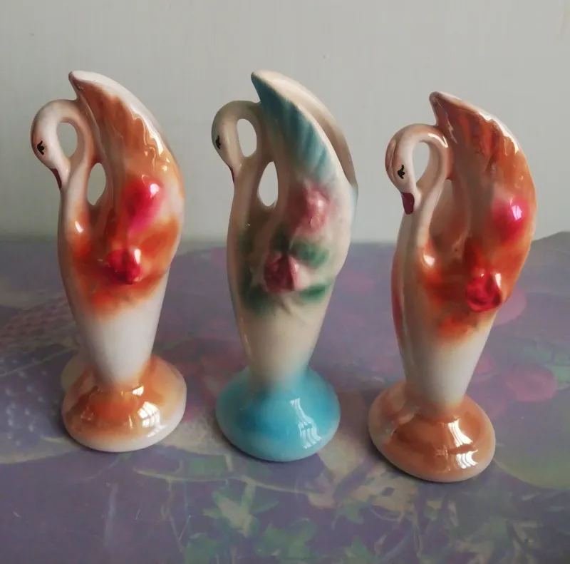 گلدان قو شکل