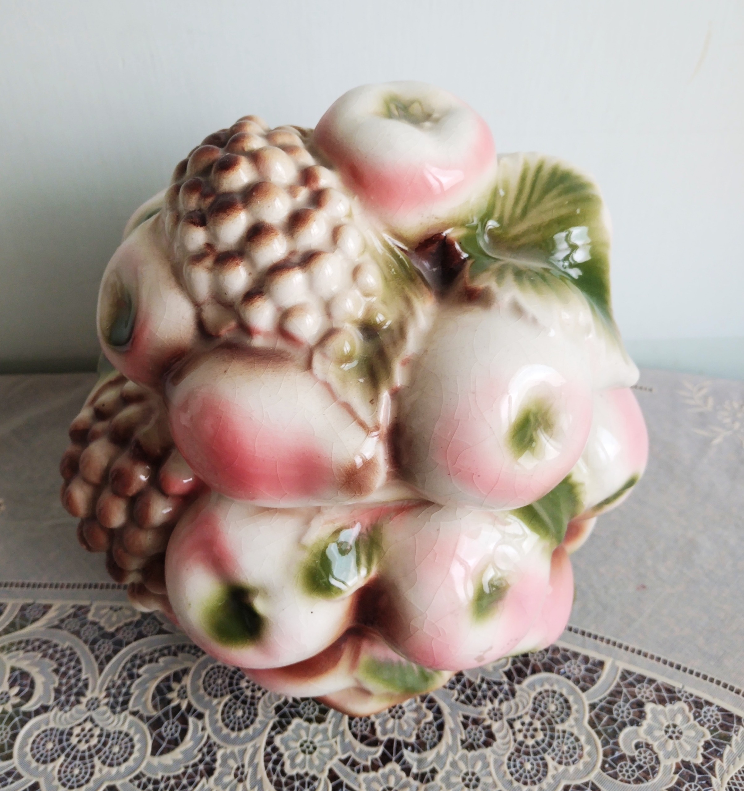 شکلات خوری یا گز خوری