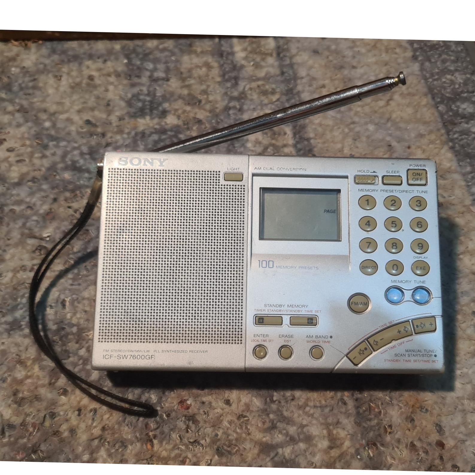رادیو سونی 7600g اصل ژاپن قدیمی