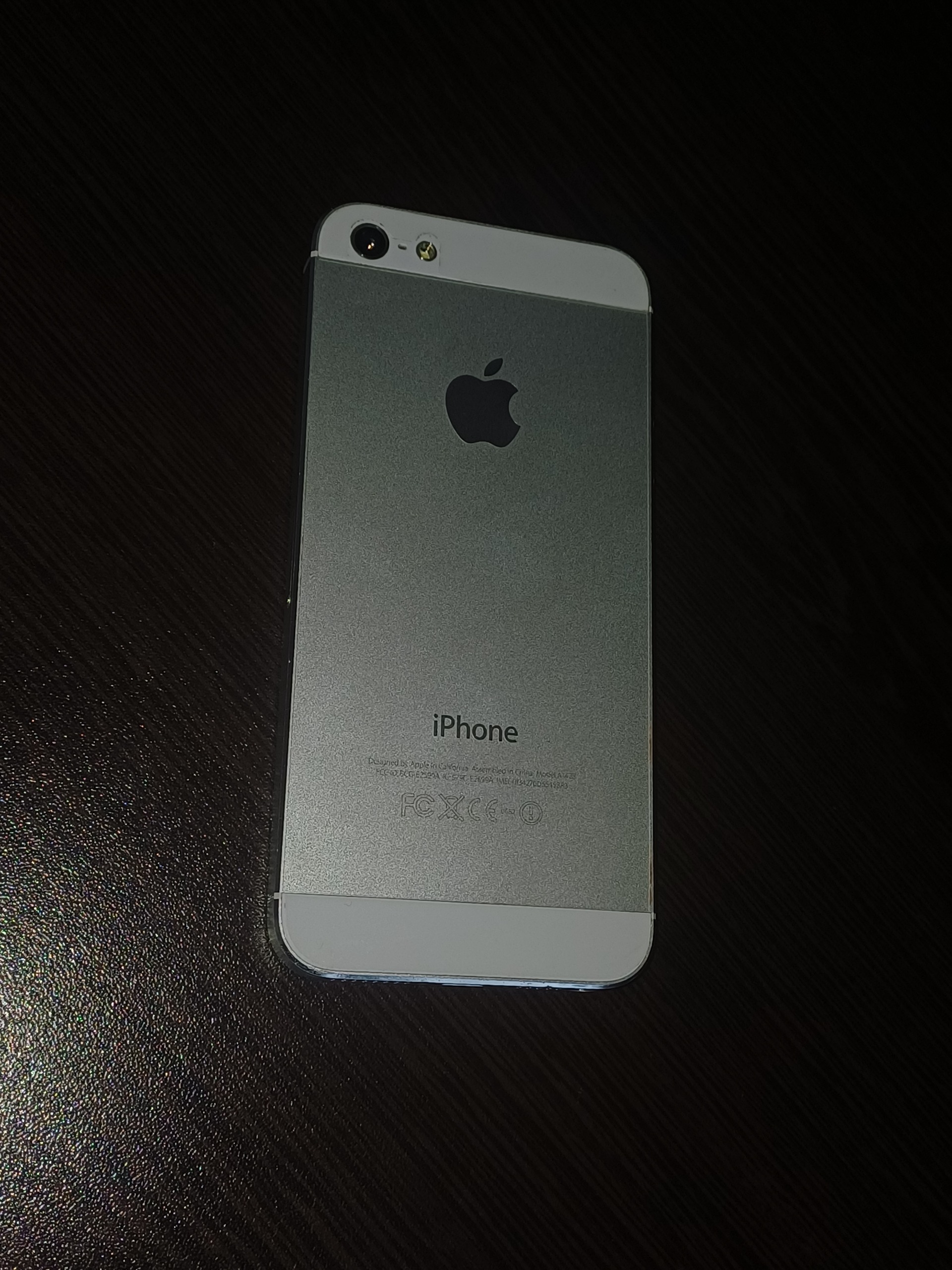 Apple iPhone 5 توضیحات