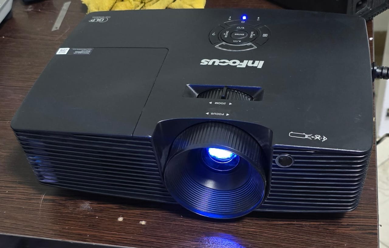 ویدیو پروژکتور اینفوکوس in112xa