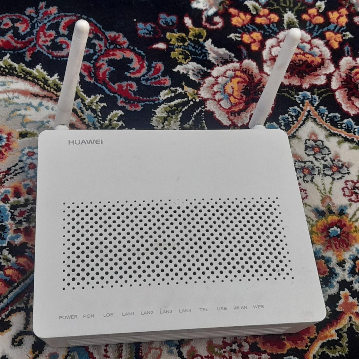 مودم وای فای فیبر نوری مدلHG-8546M(توضیحات دارد)