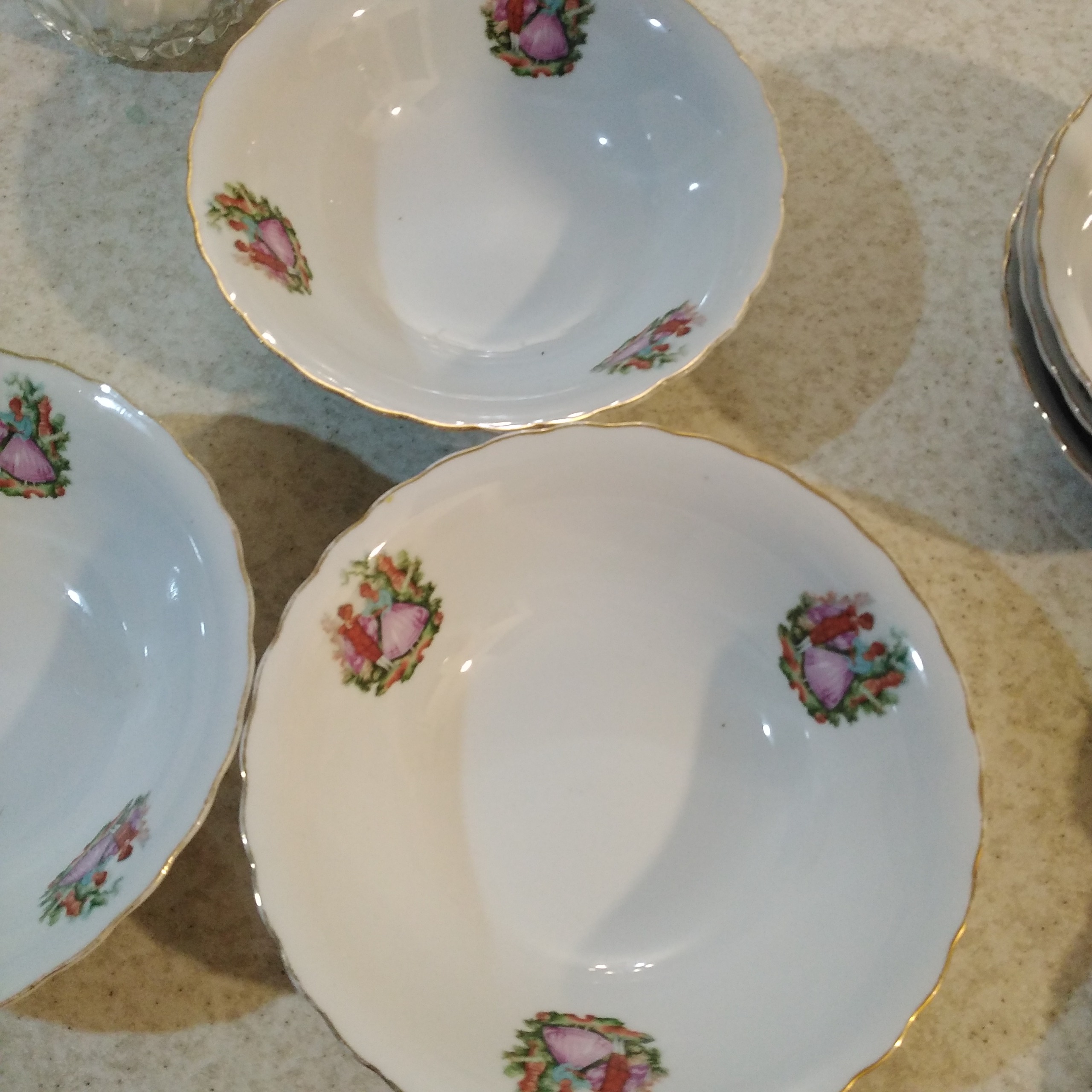 4عدد کاسه لیلی مجنون درحدنو