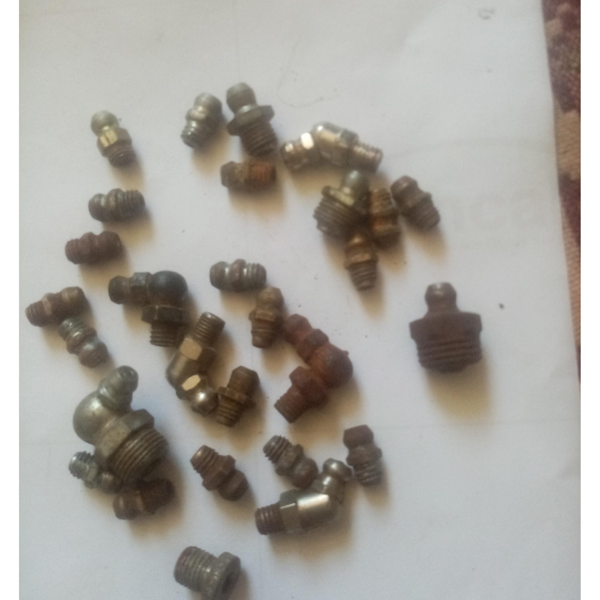 پستونک گریس کاری