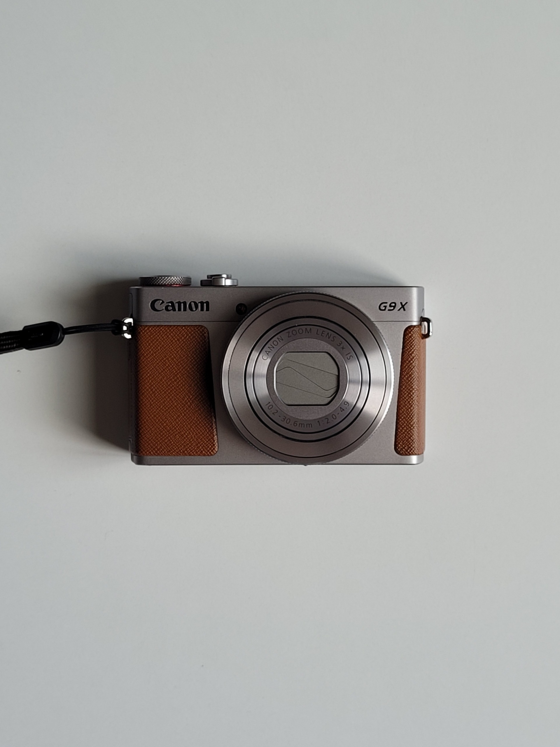 کامپکت حرفه ای Canon G9X