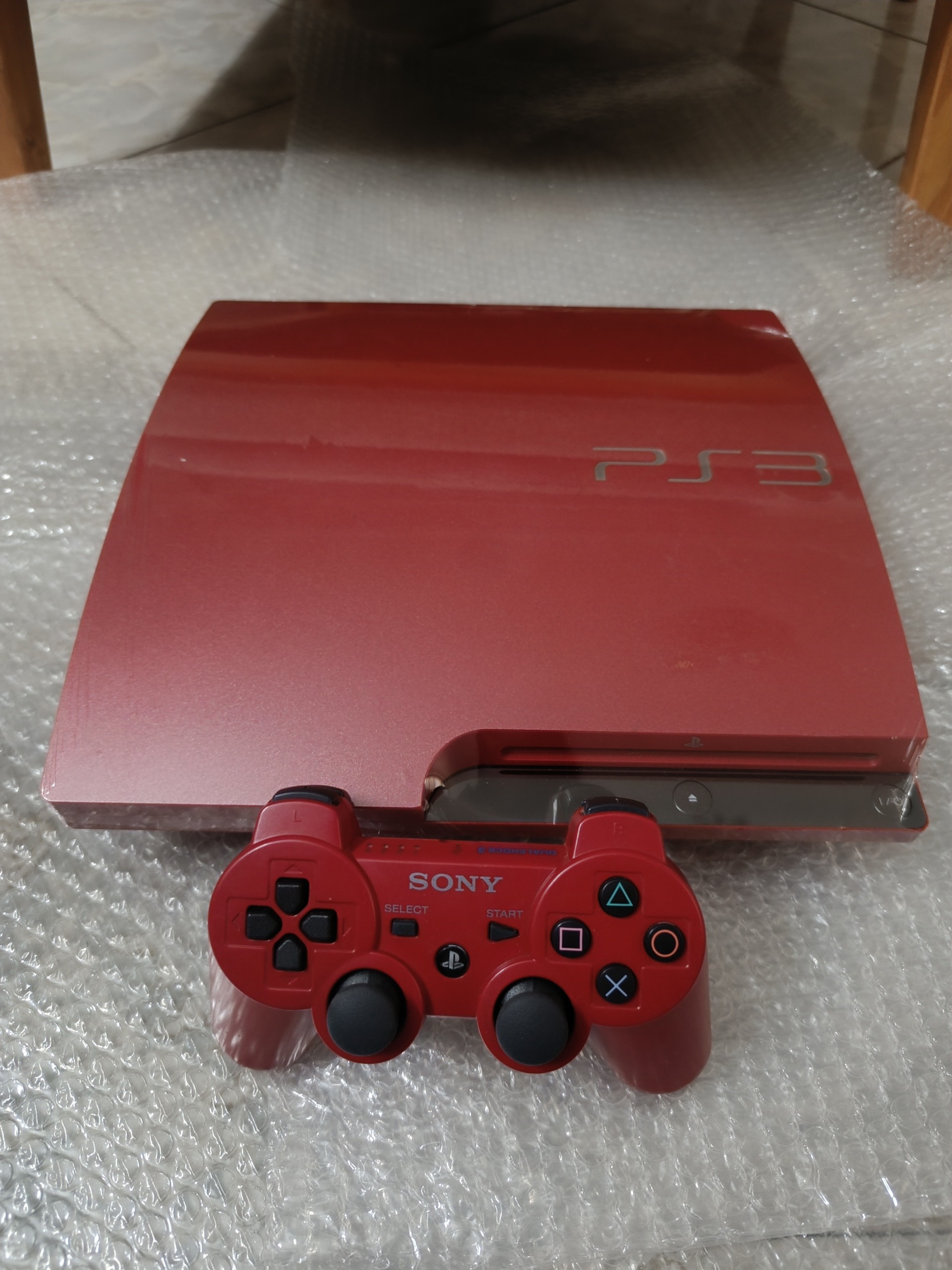 Ps3 slim Scarlet Red قرمز