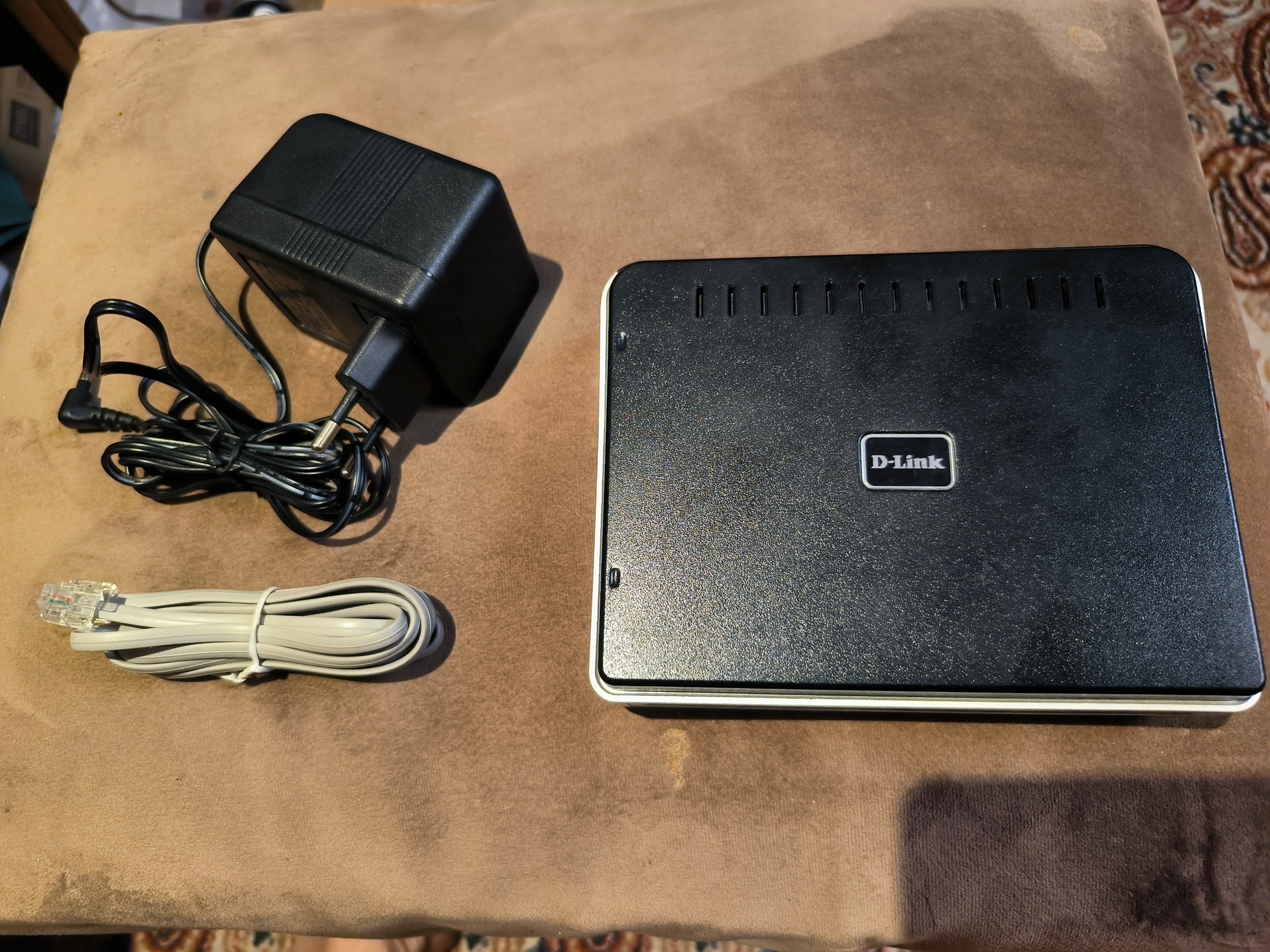 مودم ADSL مدل Dlink dsl-2540u در حد نو