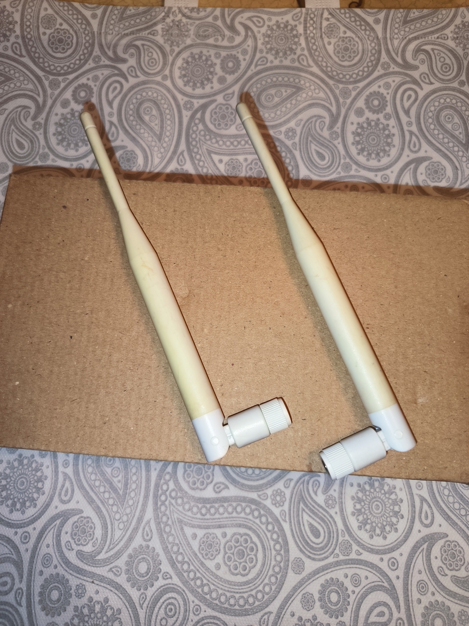 آنتن مودم وایرلس 5 دسی بل دو عدد ( نری )