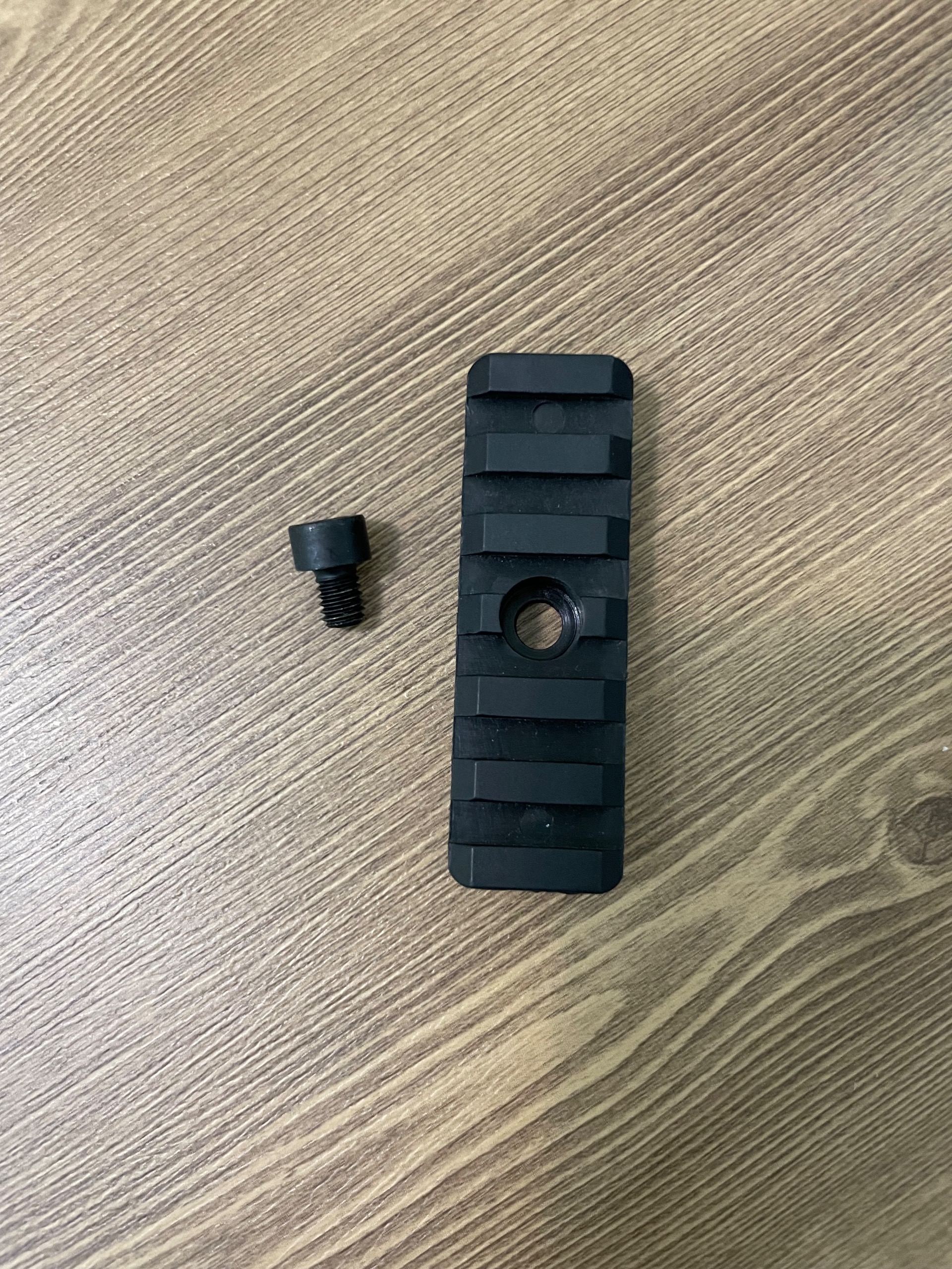  ریل 22 برای نصب پایه تفنگ