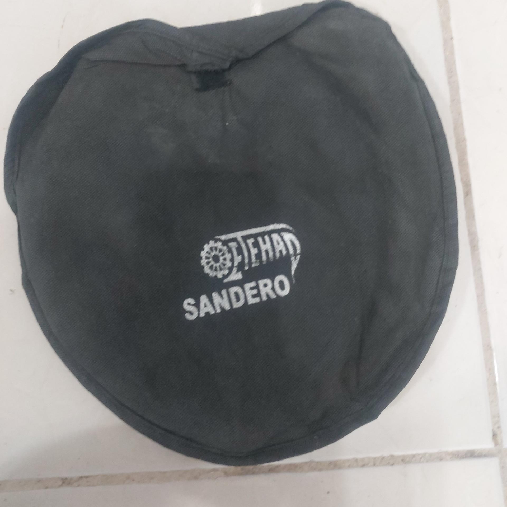 پرده بغل ساندرو sandero