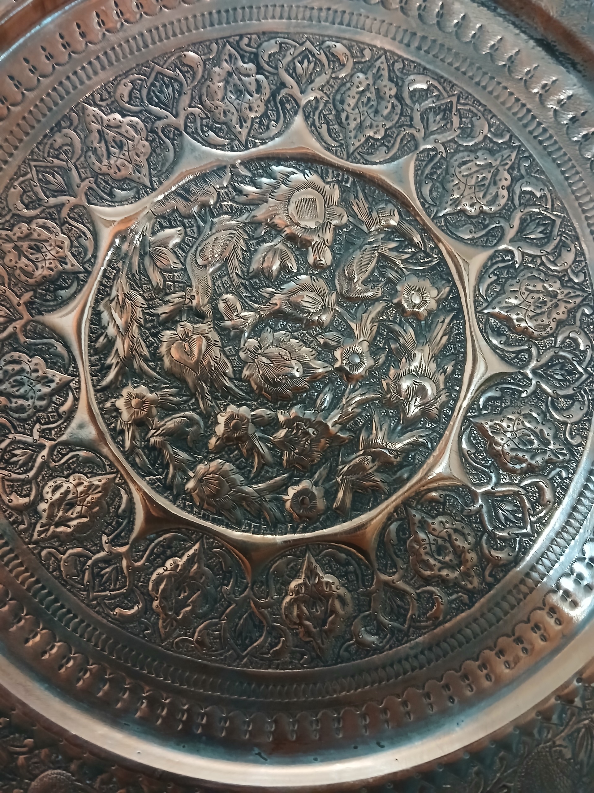 دیوارکوب قلمکاری برجسته