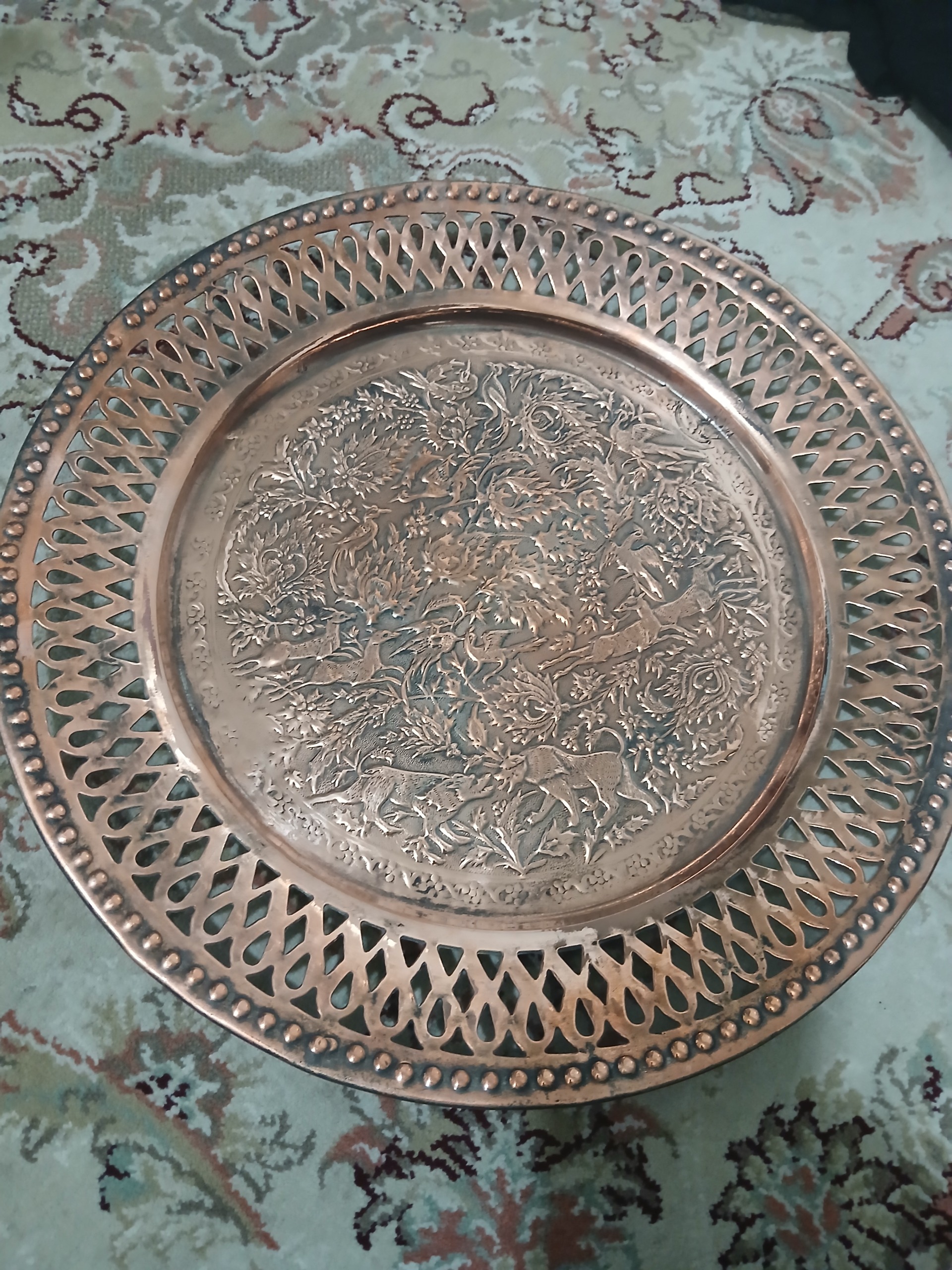 یک عددسینی قلمکاری مسی