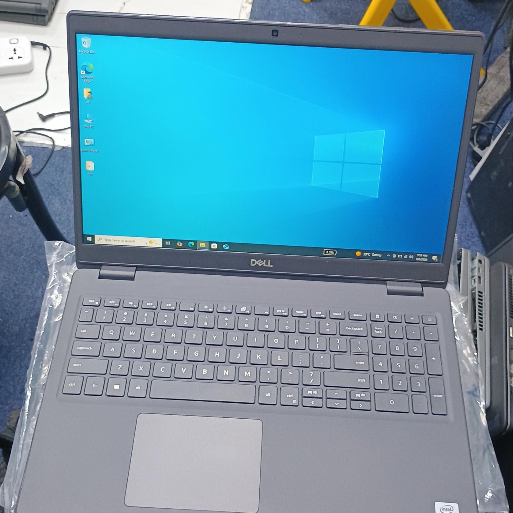 DELL Latitude 3520 i5 16G RAM 512G SSD